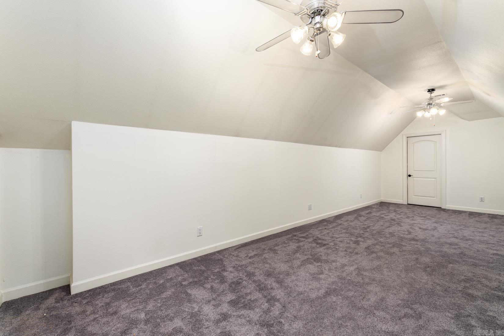 CHENAL VALLEY THE OAKS - Residential