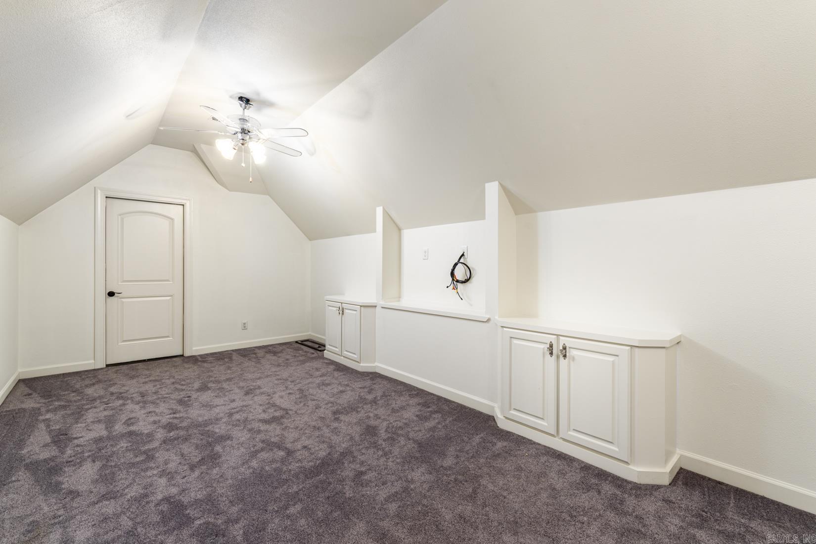 CHENAL VALLEY THE OAKS - Residential