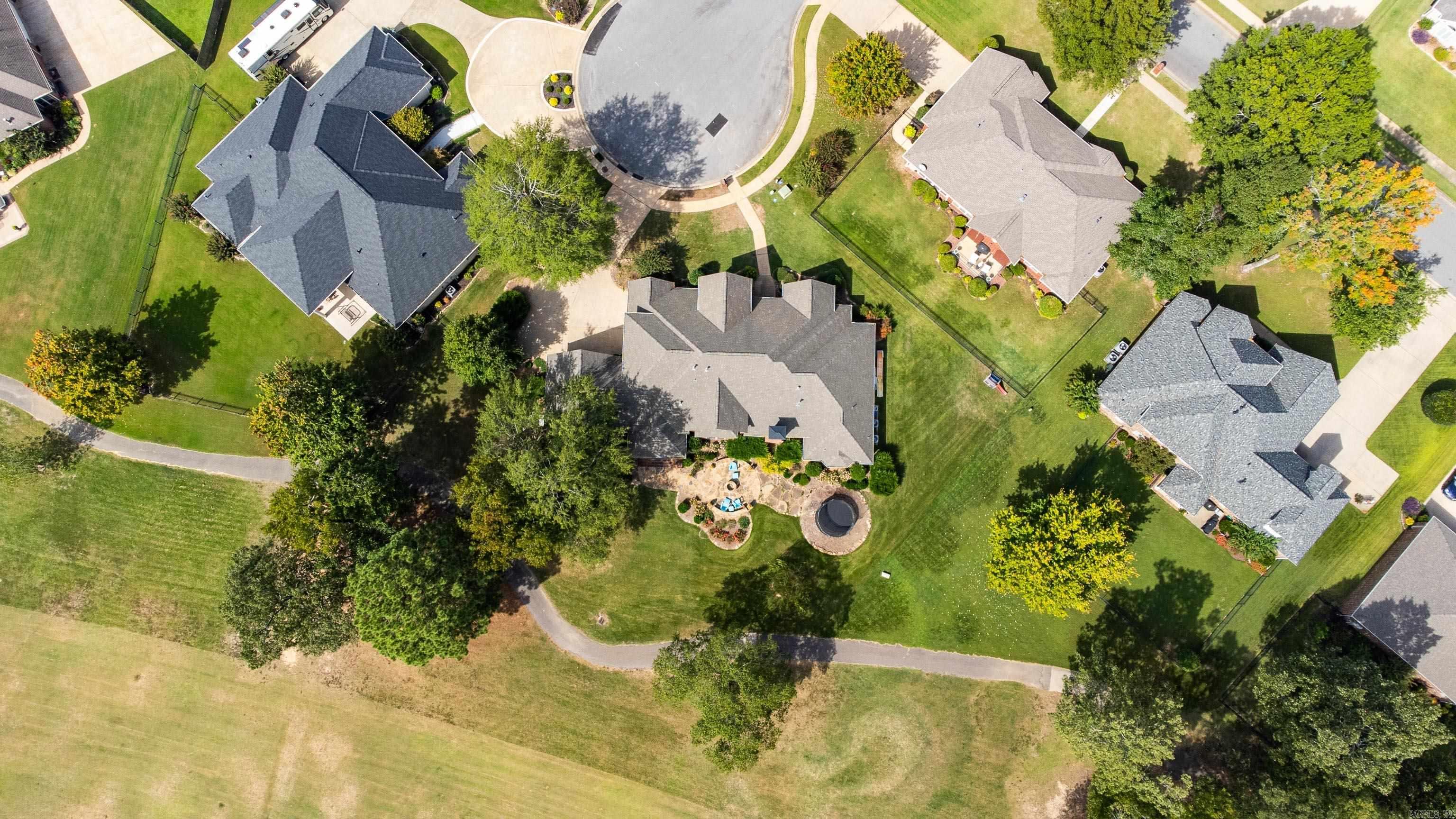 LONGHILLS VILLAGE - Residential