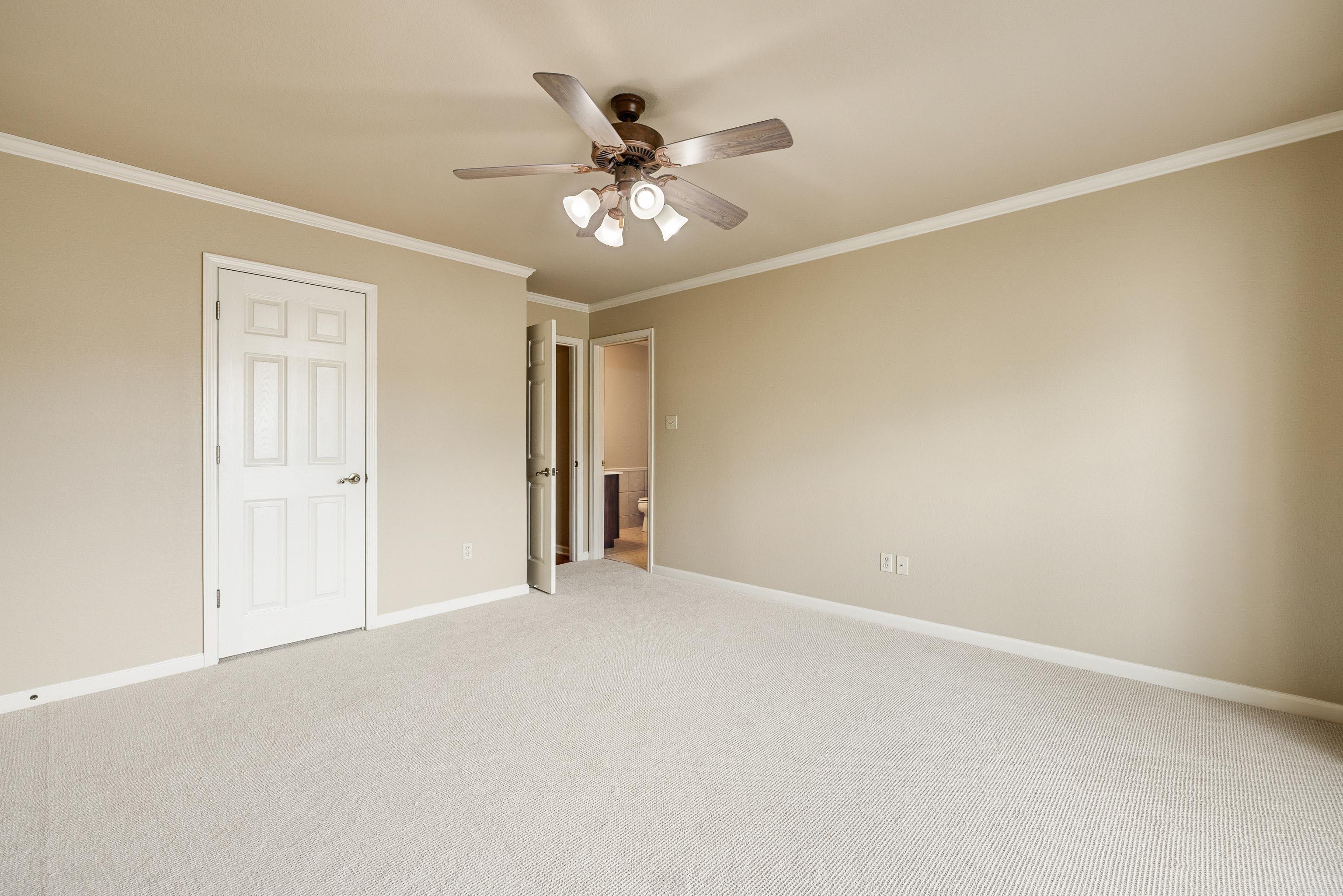 LONGHILLS VILLAGE - Residential