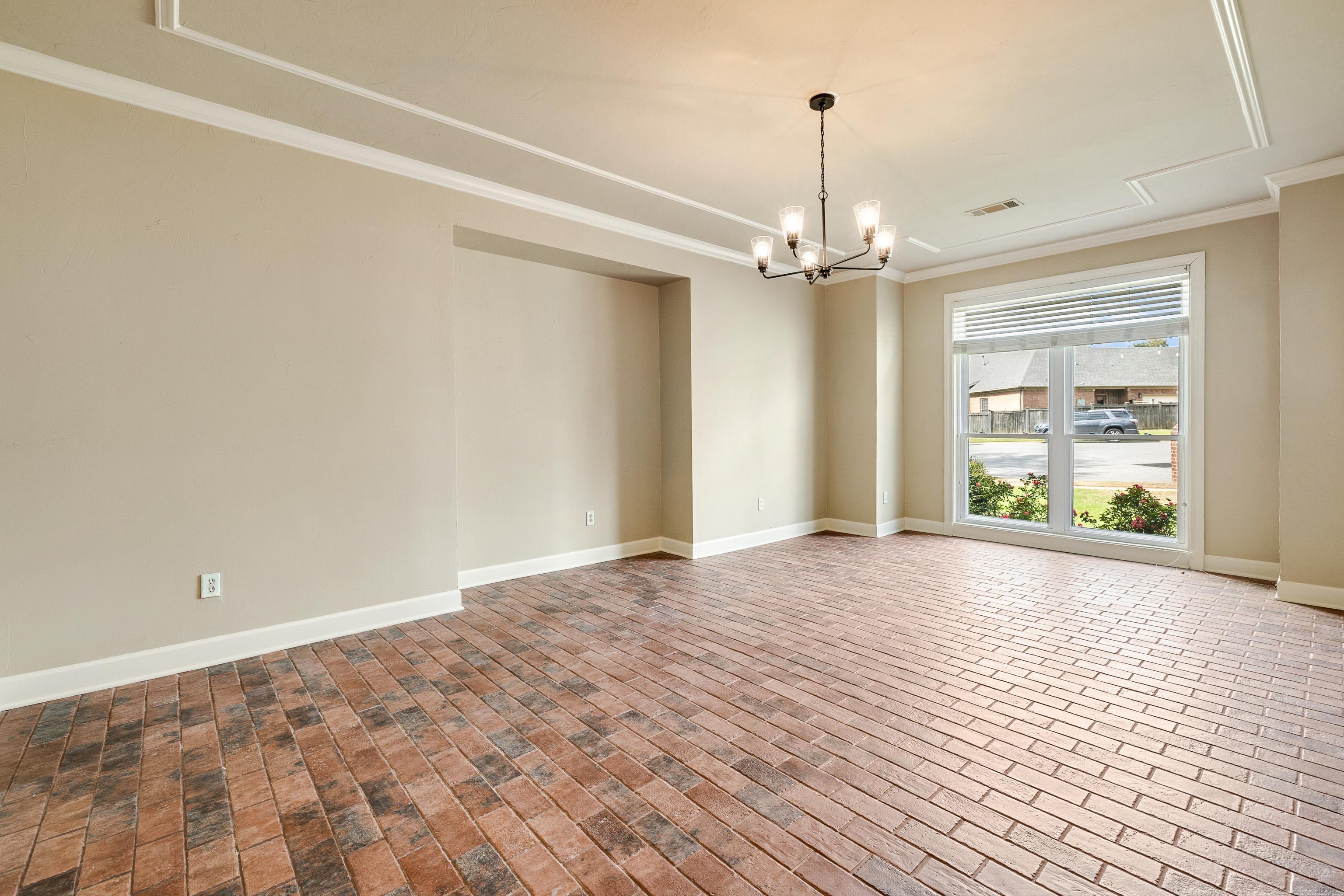 LONGHILLS VILLAGE - Residential