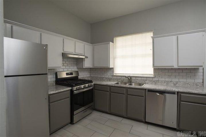 Stiffs CS - Residential Lease