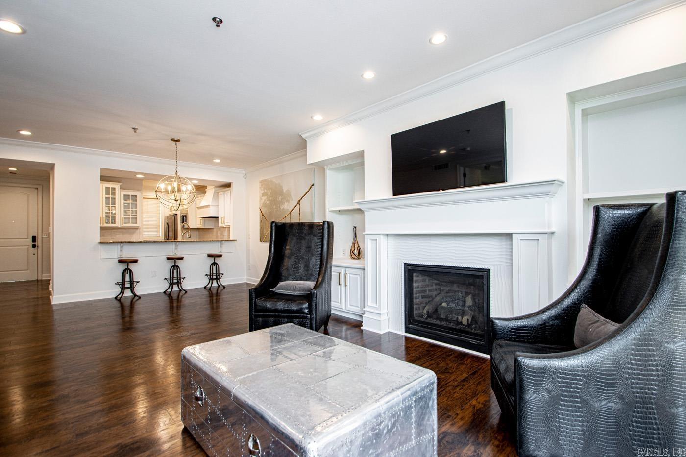 CHENAL WOODS HPR - Residential Lease