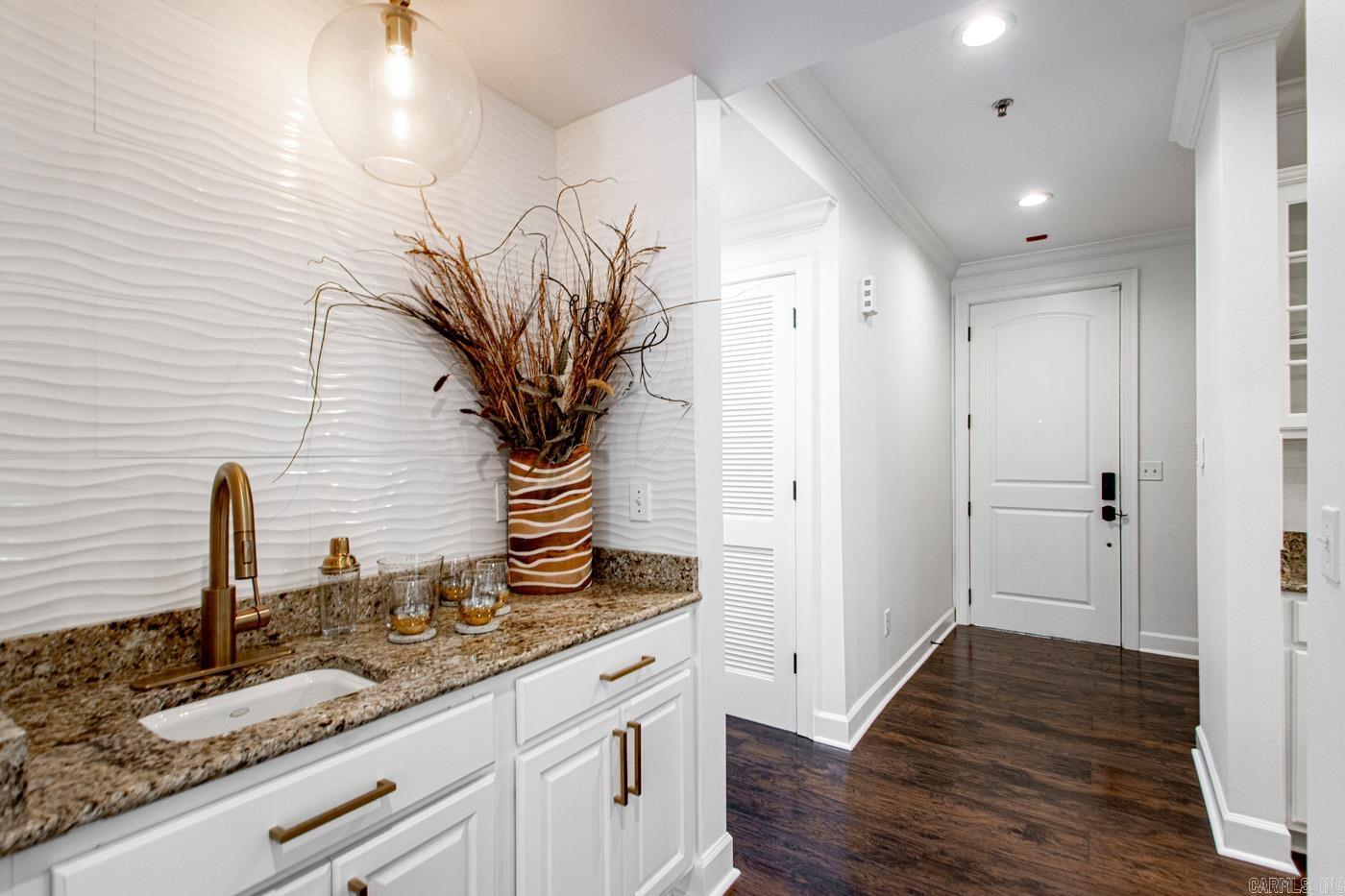 CHENAL WOODS HPR - Residential Lease