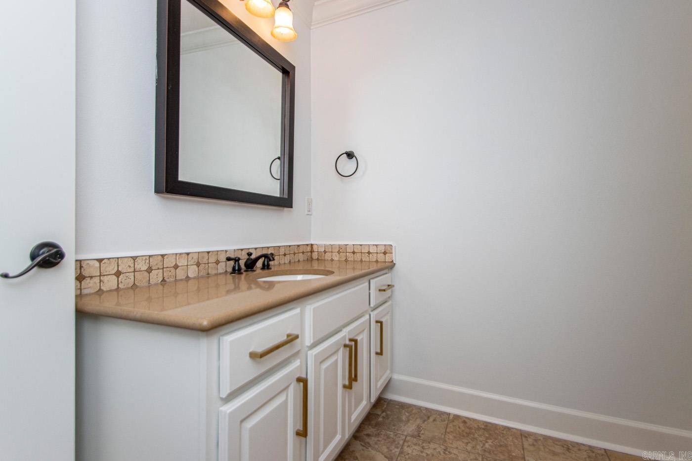 CHENAL WOODS HPR - Residential Lease