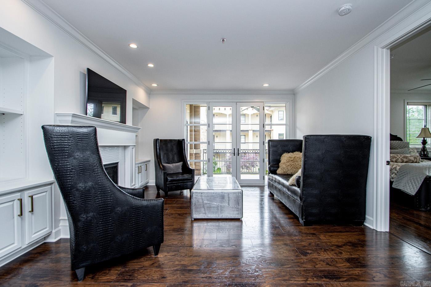 CHENAL WOODS HPR - Residential Lease