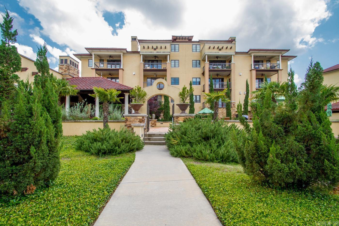 CHENAL WOODS HPR - Residential Lease