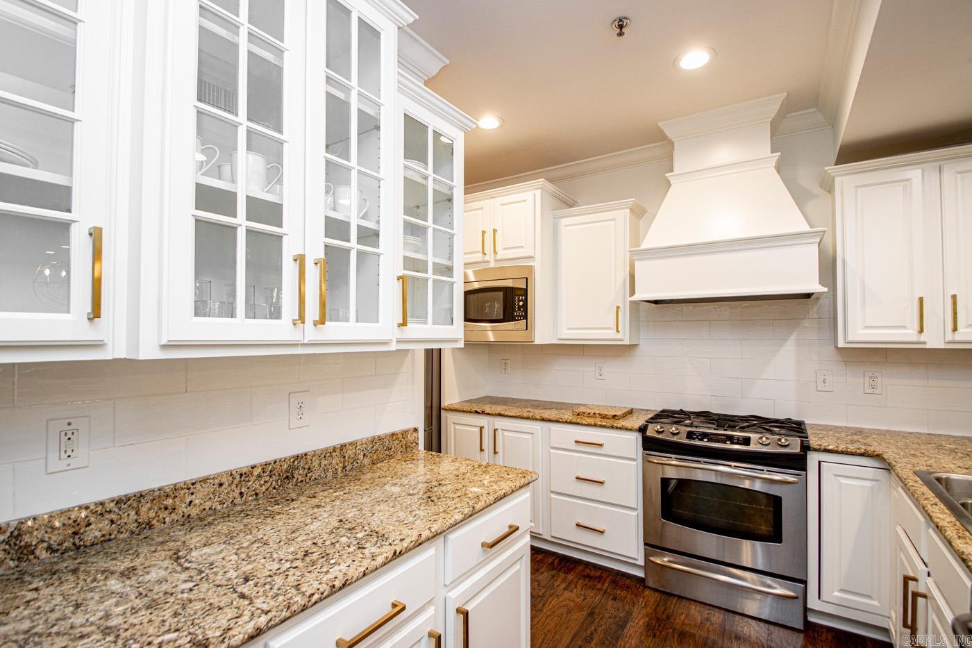 CHENAL WOODS HPR - Residential Lease