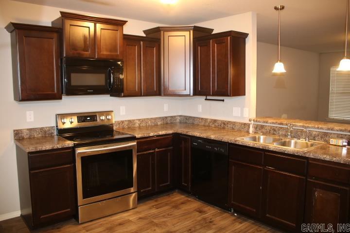 MEADOWS EDGE - Residential