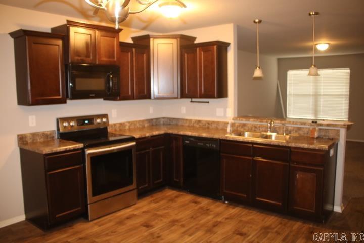 MEADOWS EDGE - Residential