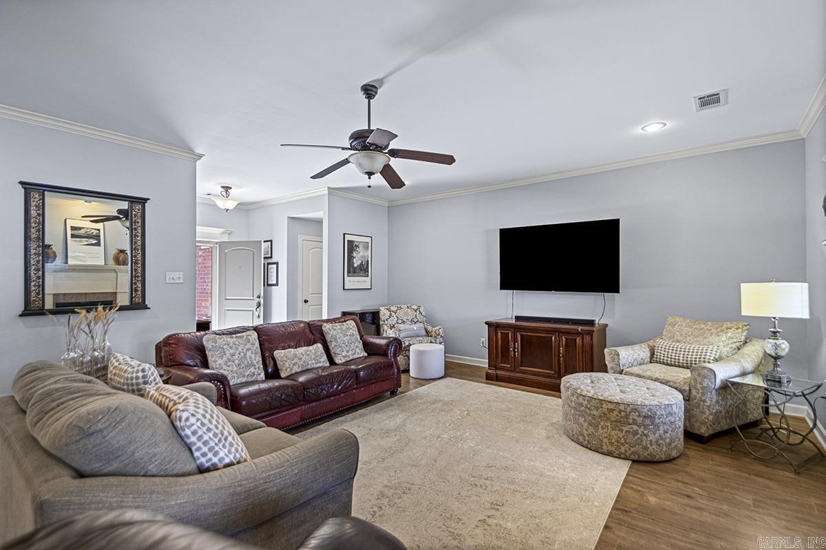 ROLLING BROOK - Residential