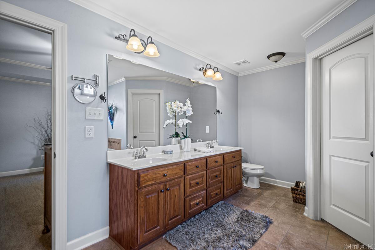 ROLLING BROOK - Residential