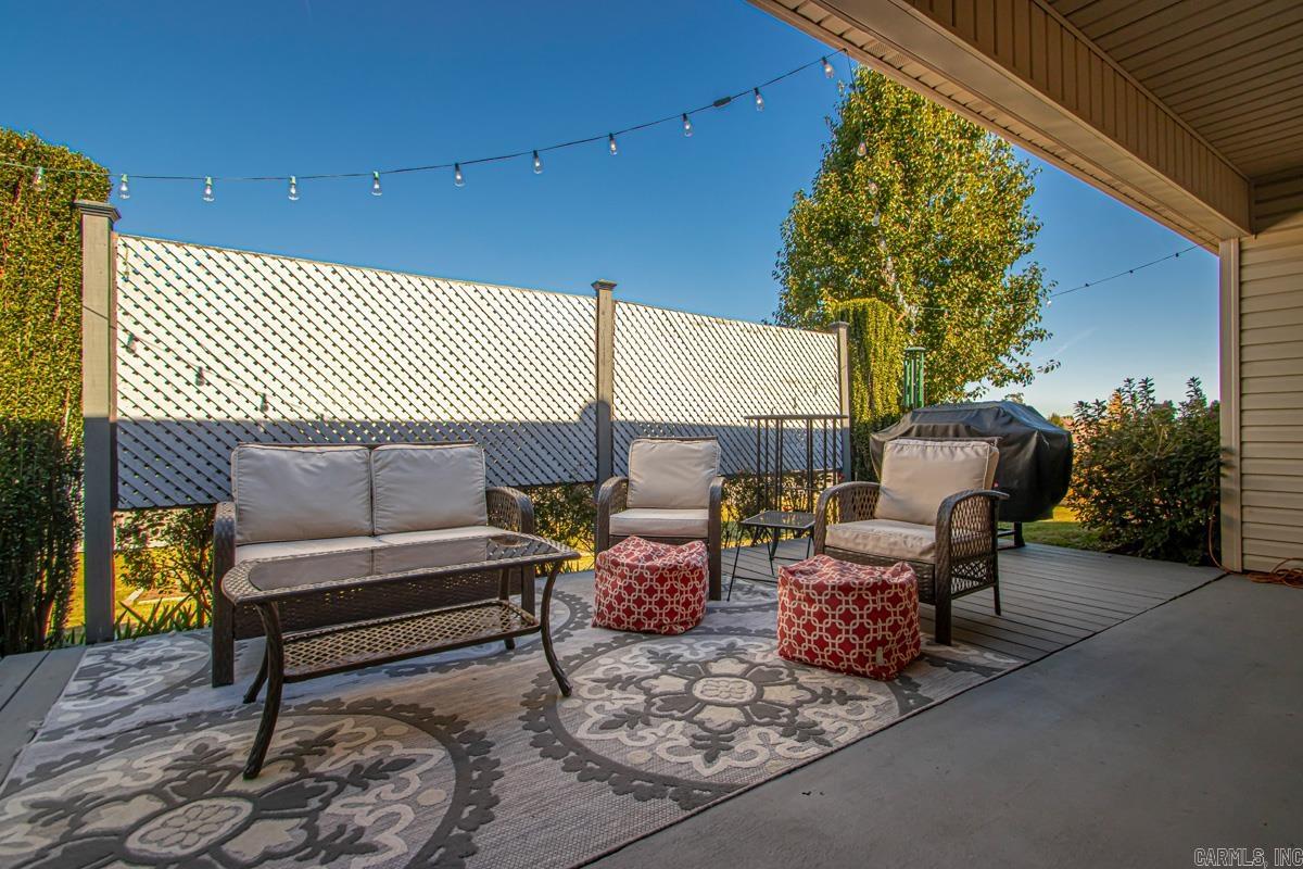 ROLLING BROOK - Residential