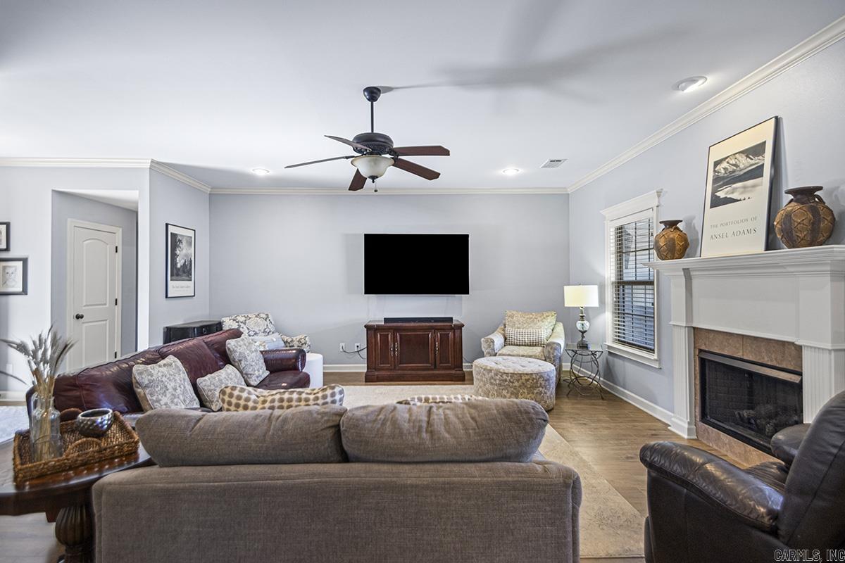 ROLLING BROOK - Residential