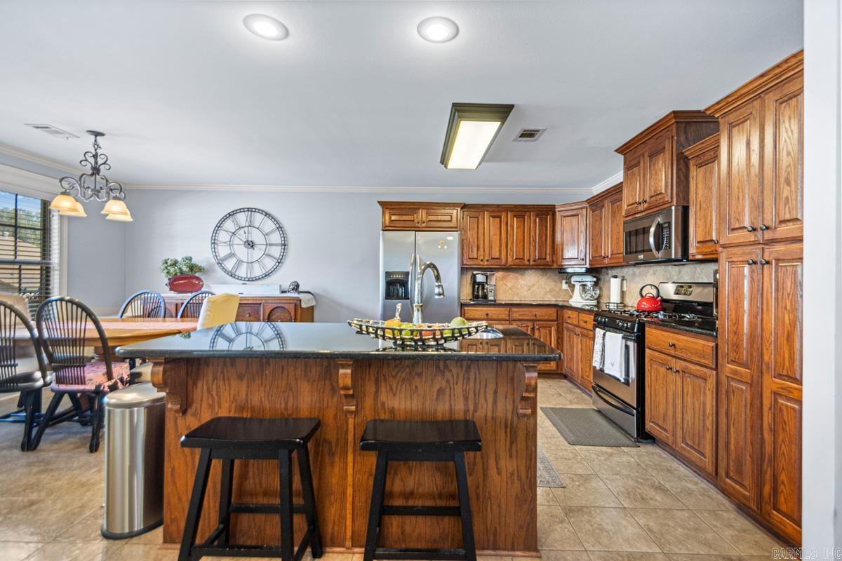 ROLLING BROOK - Residential