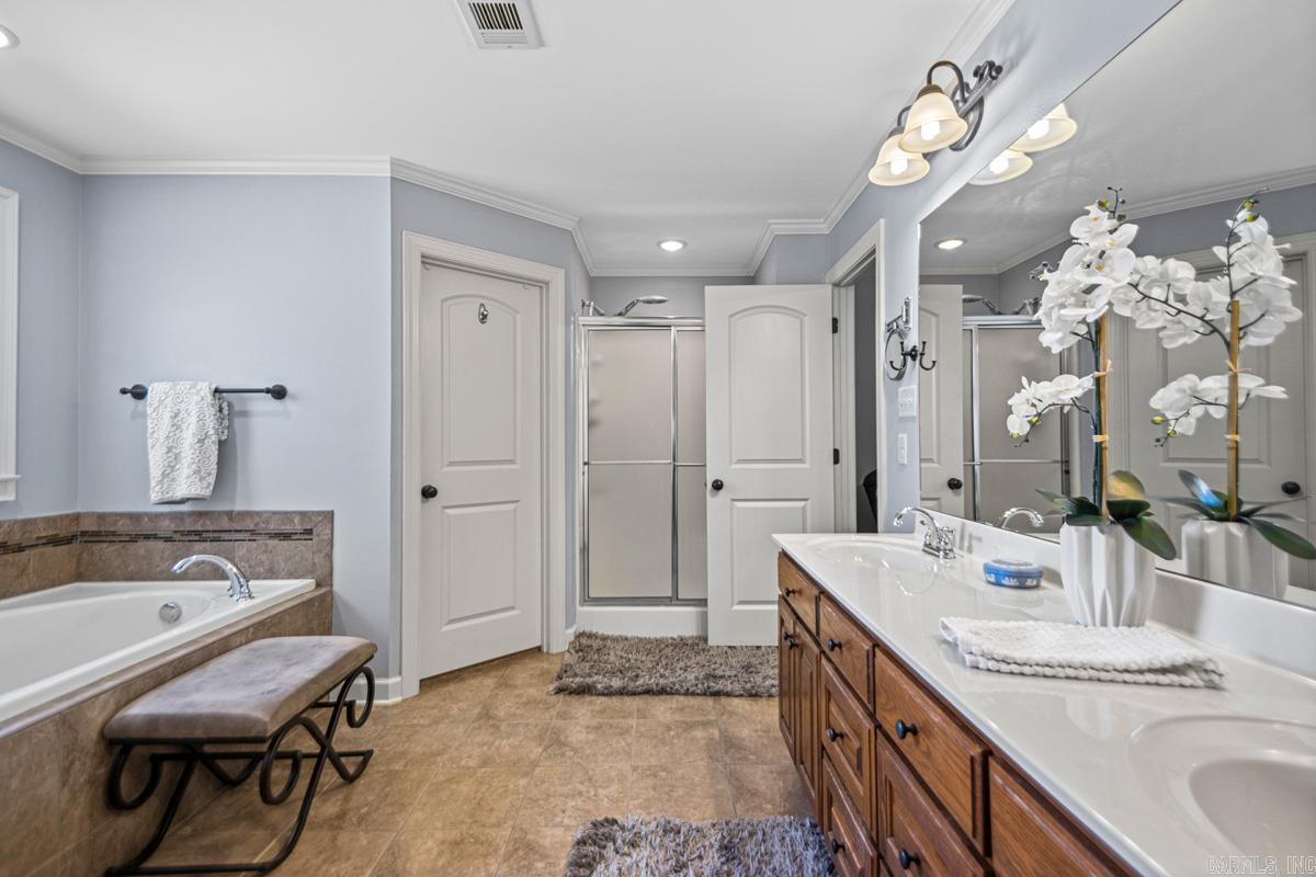 ROLLING BROOK - Residential