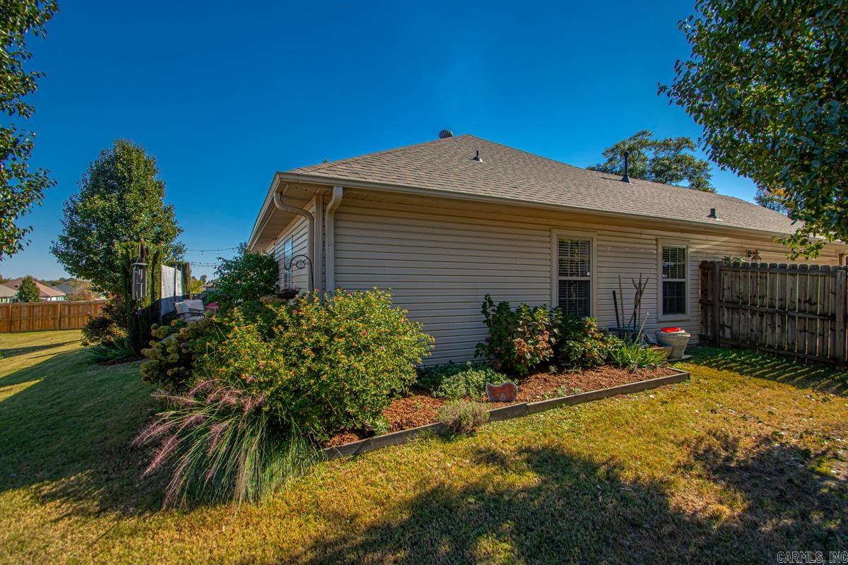 ROLLING BROOK - Residential