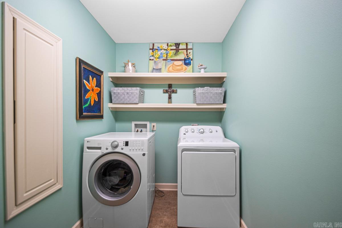 ROLLING BROOK - Residential