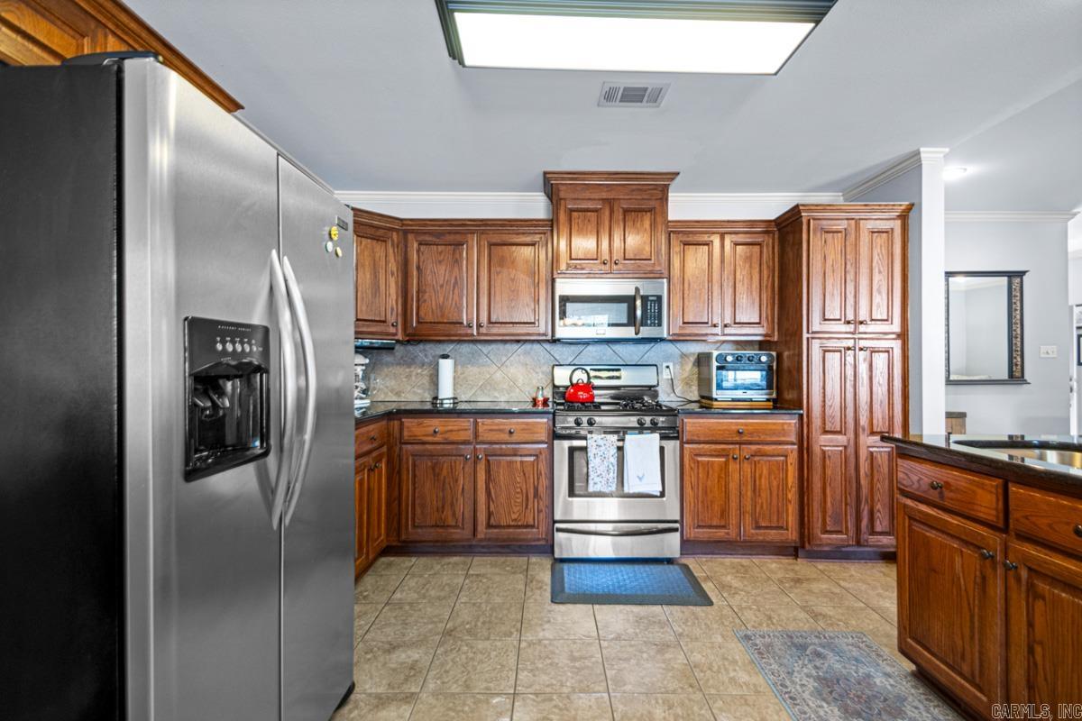 ROLLING BROOK - Residential