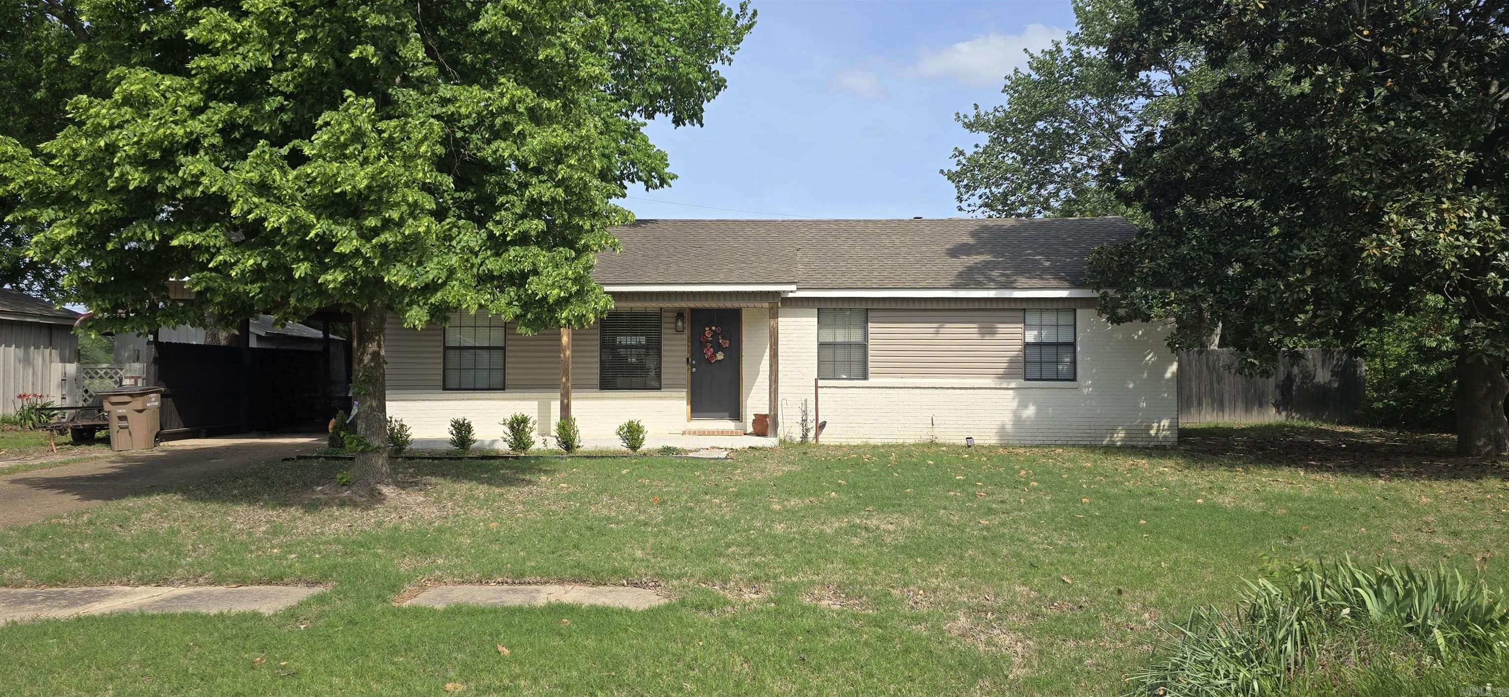 FALLIS ADDITION - Residential