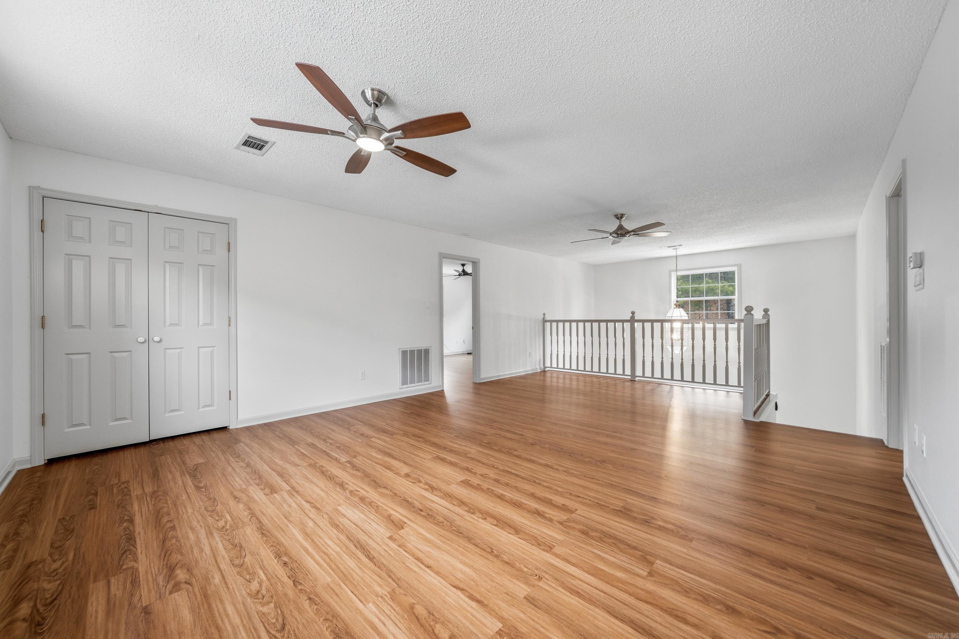 VALLEYRIDGE ESTATES ADD TO EASTG - Residential