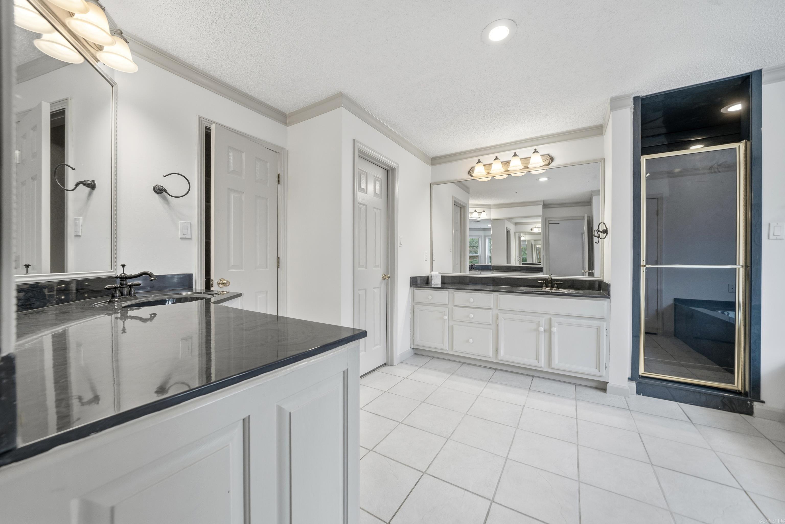 VALLEYRIDGE ESTATES ADD TO EASTG - Residential