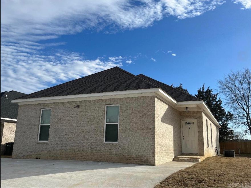 **Pictures are not of actual duplex. New pictures will be uploaded by 5/19/25.** Great Investment Opportunity – New Construction Duplex!  Don’t miss this chance to own a high-potential investment property just minutes from the University of Central Arkansas! This newly constructed duplex features spacious 3-bedroom, 2-bathroom units with a modern open-concept kitchen and living area. Each unit boasts a large kitchen with granite countertops, brand-new appliances, and an oversized eat-in bar—perfect for students, small families, or professionals. Located less than a mile from campus, dining, and shopping, this property is ideally situated for strong rental demand. Construction is nearly complete, making this an ideal time to invest.