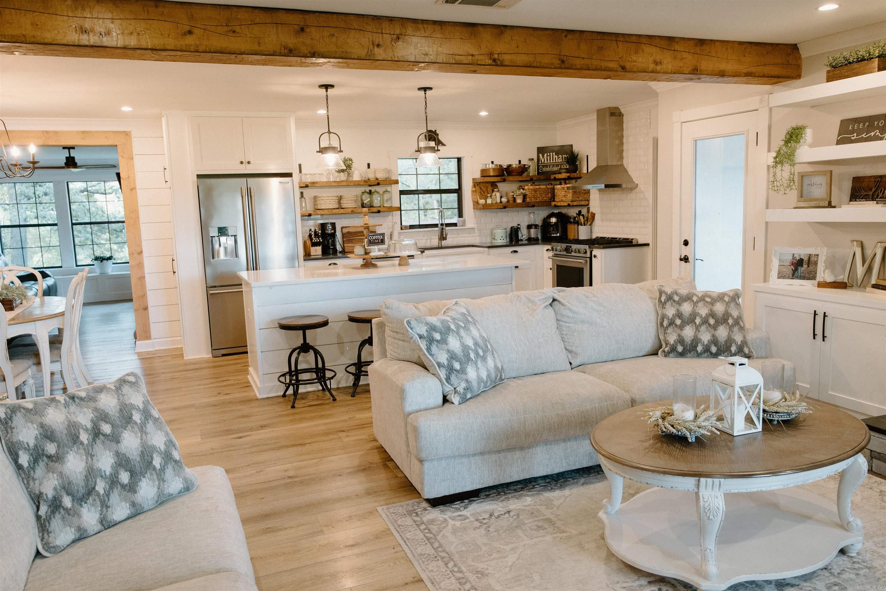 Rural Mena - Residential