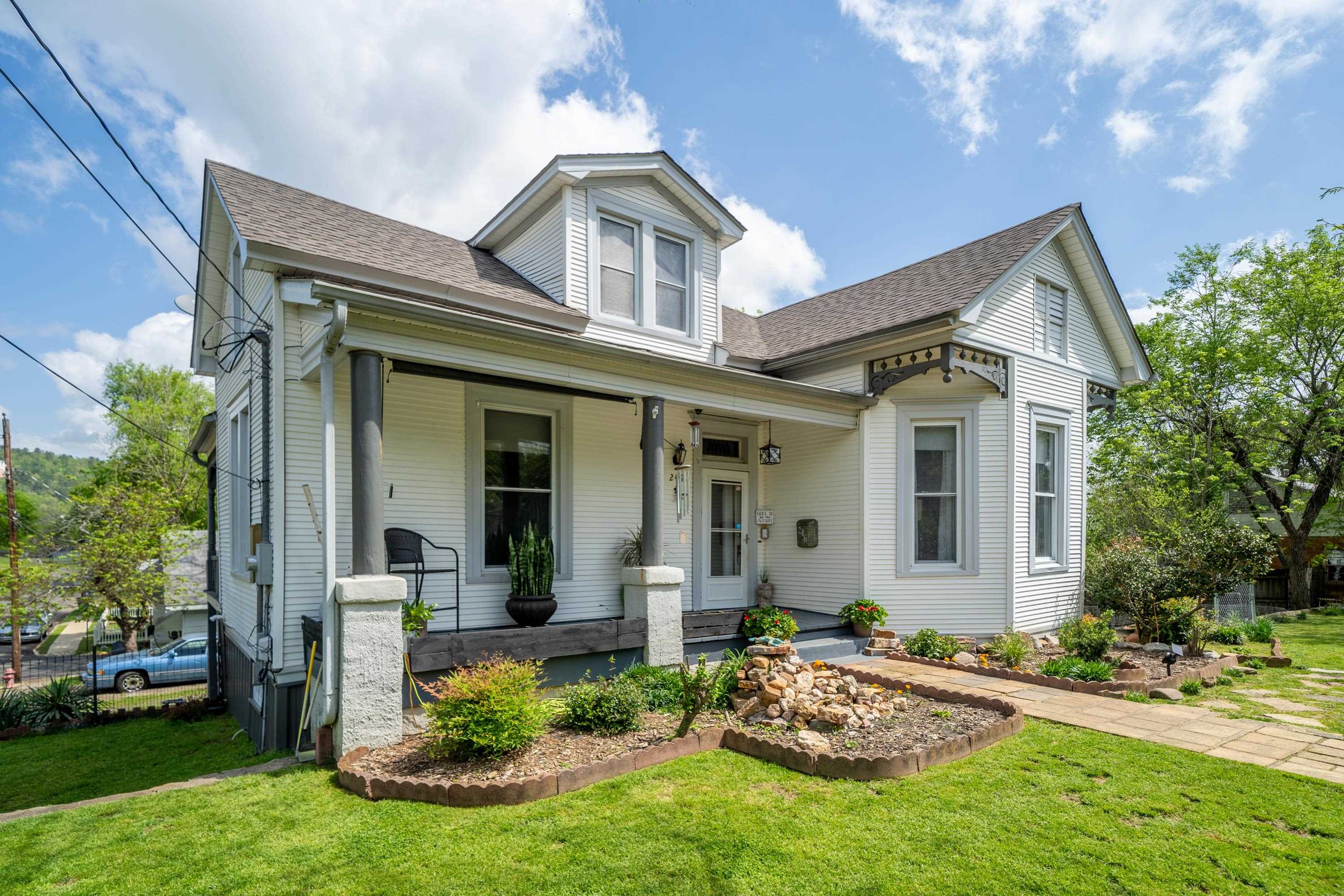 MURRAY & OBRIEN - Residential