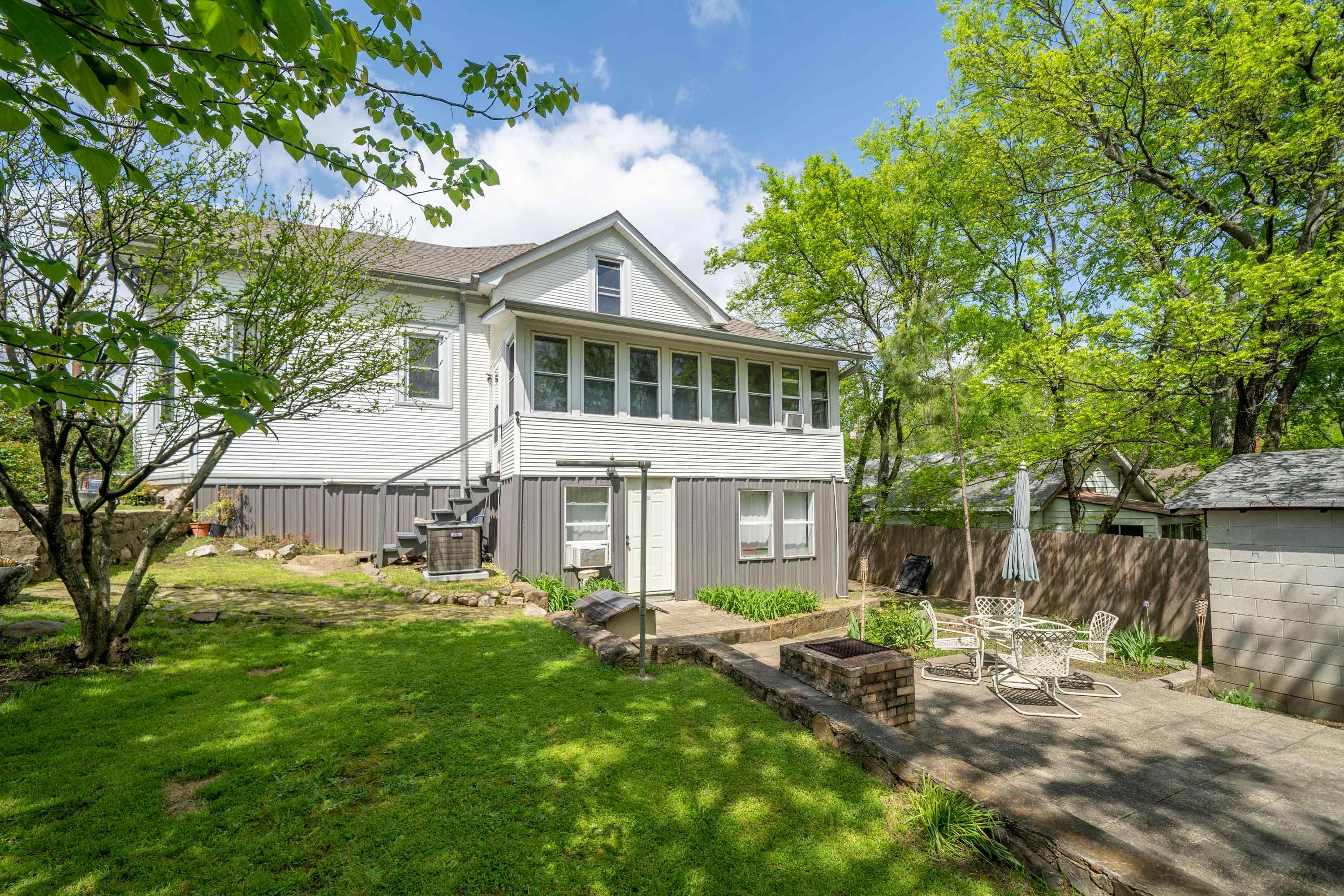 MURRAY & OBRIEN - Residential