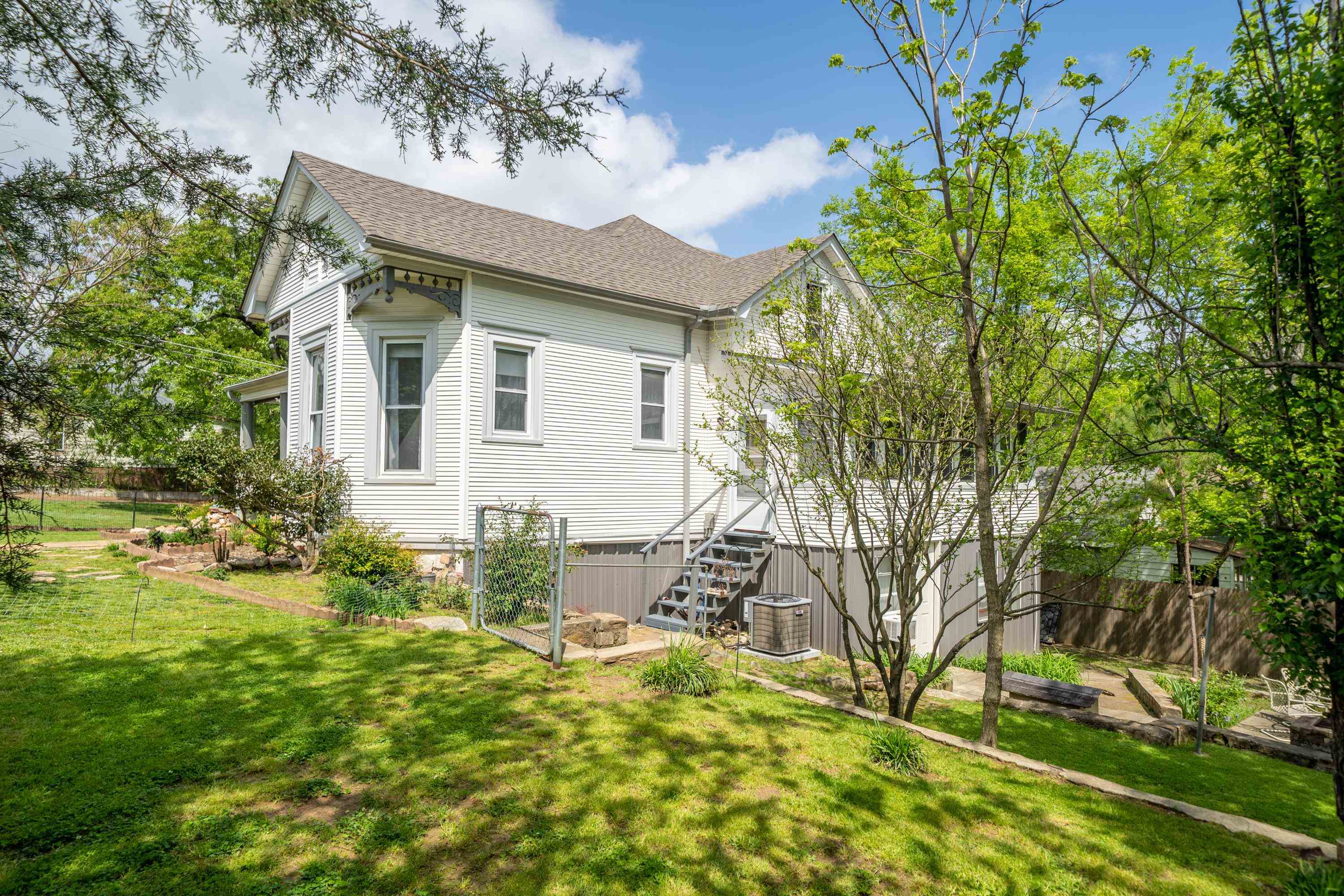 MURRAY & OBRIEN - Residential