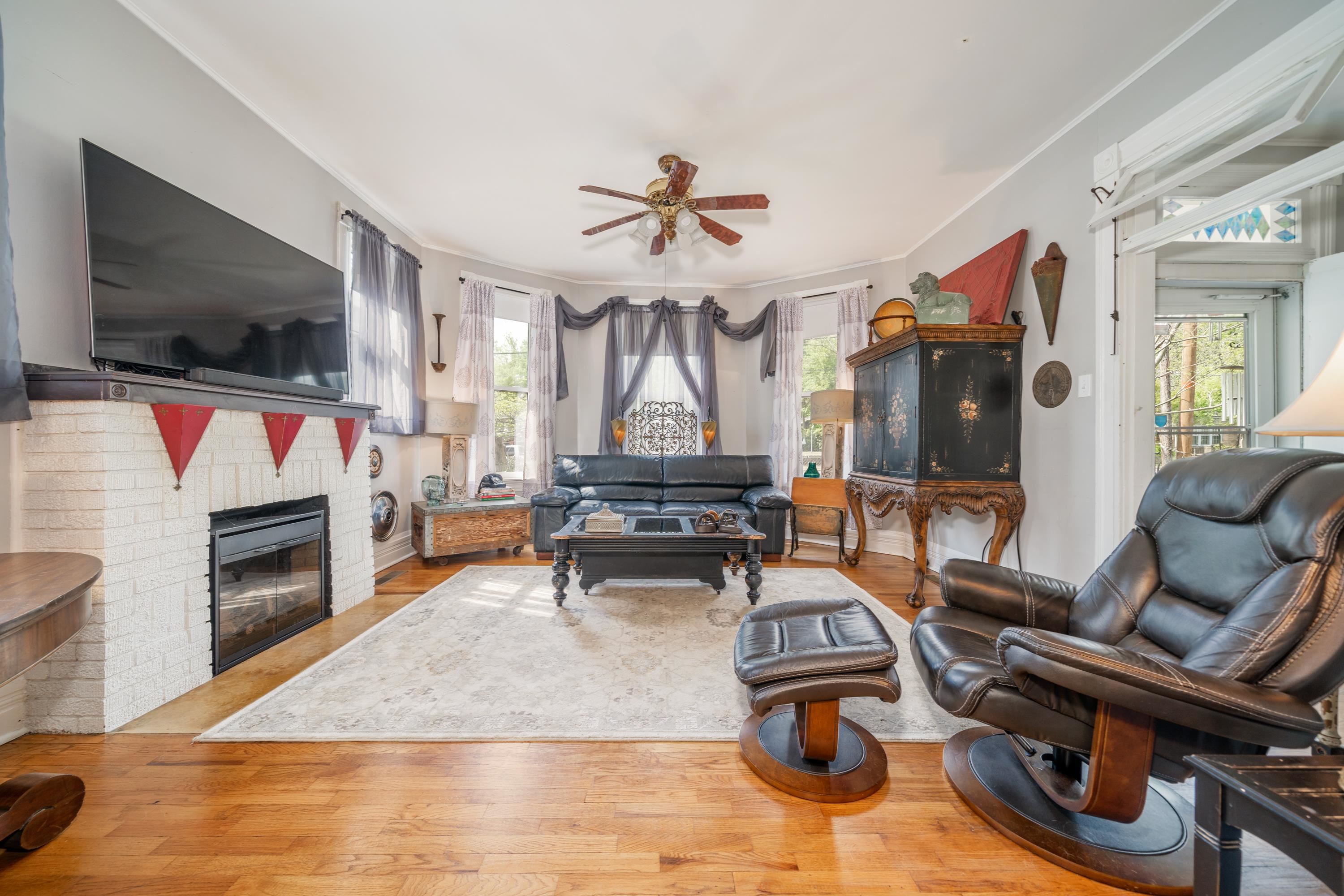 MURRAY & OBRIEN - Residential