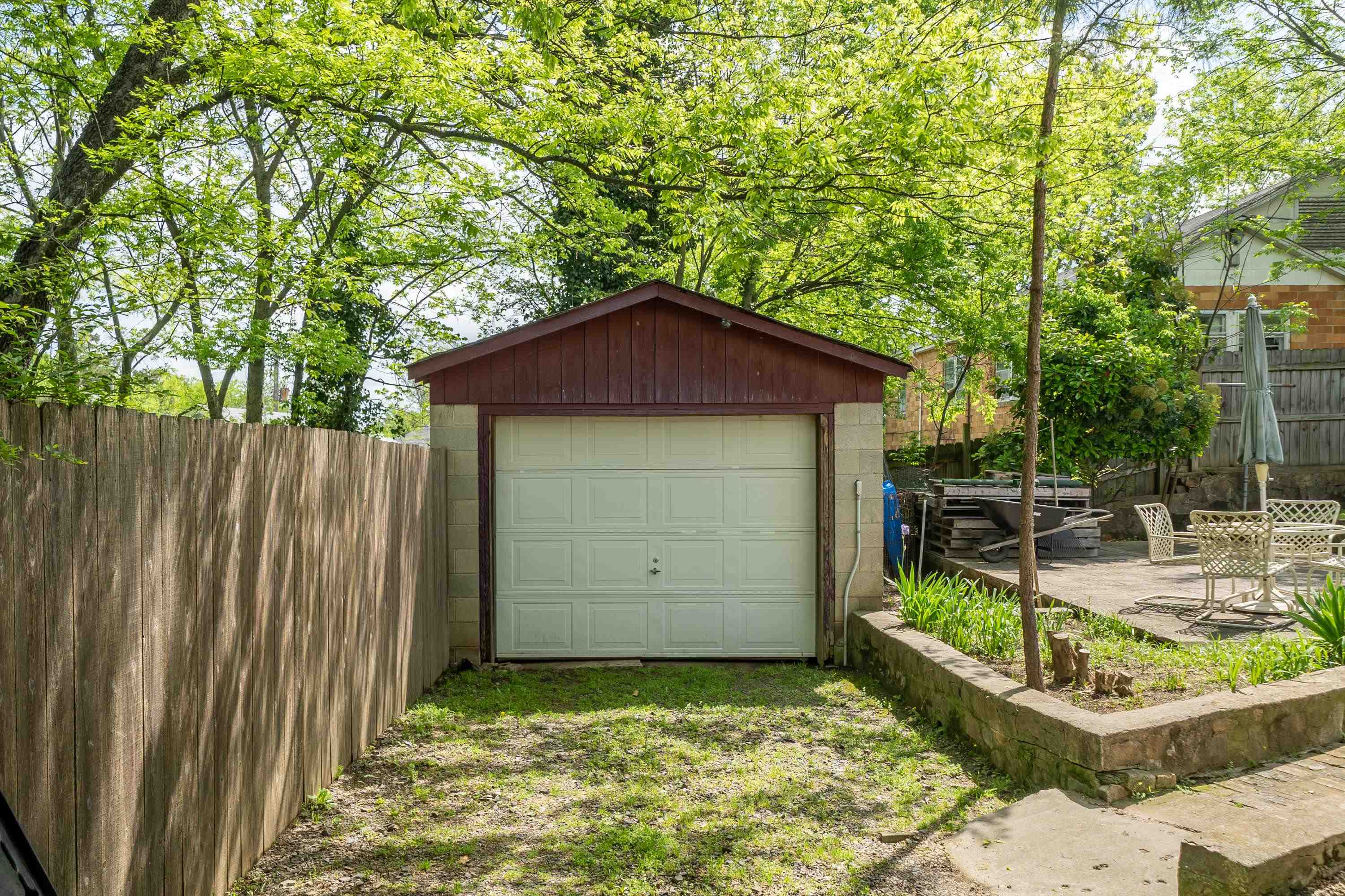 MURRAY & OBRIEN - Residential