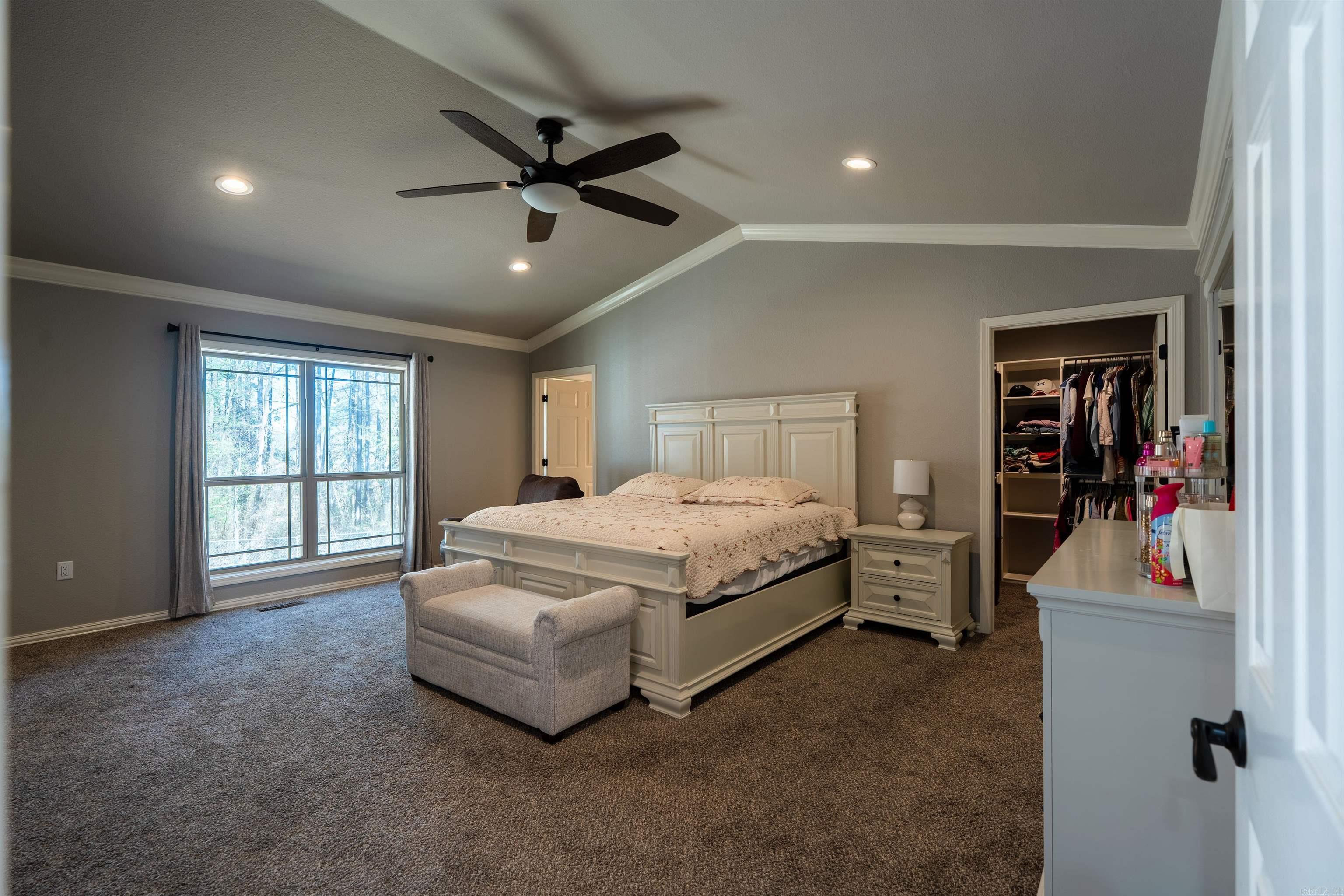 ARROWHEAD VILLAGE - Residential