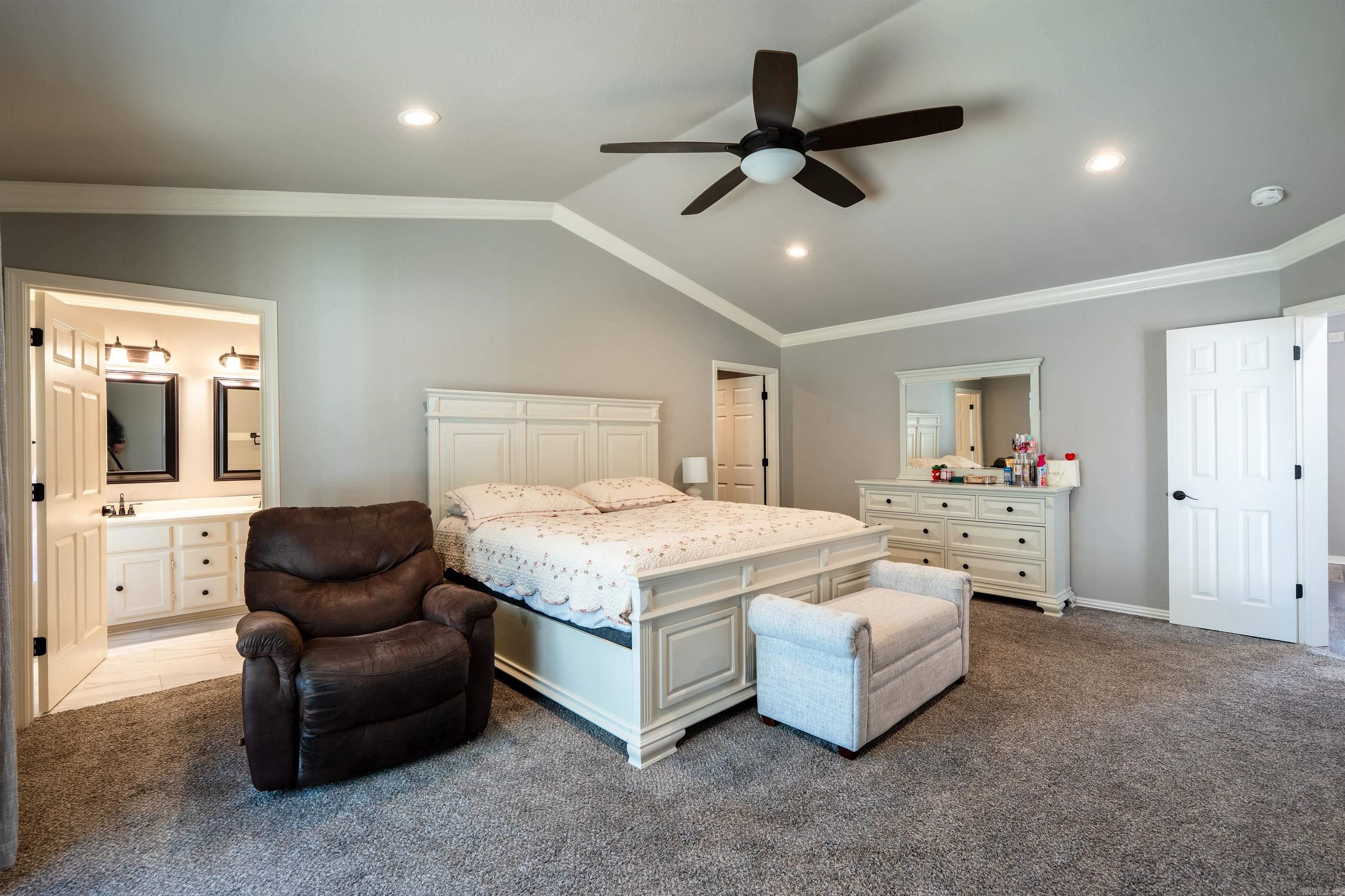 ARROWHEAD VILLAGE - Residential