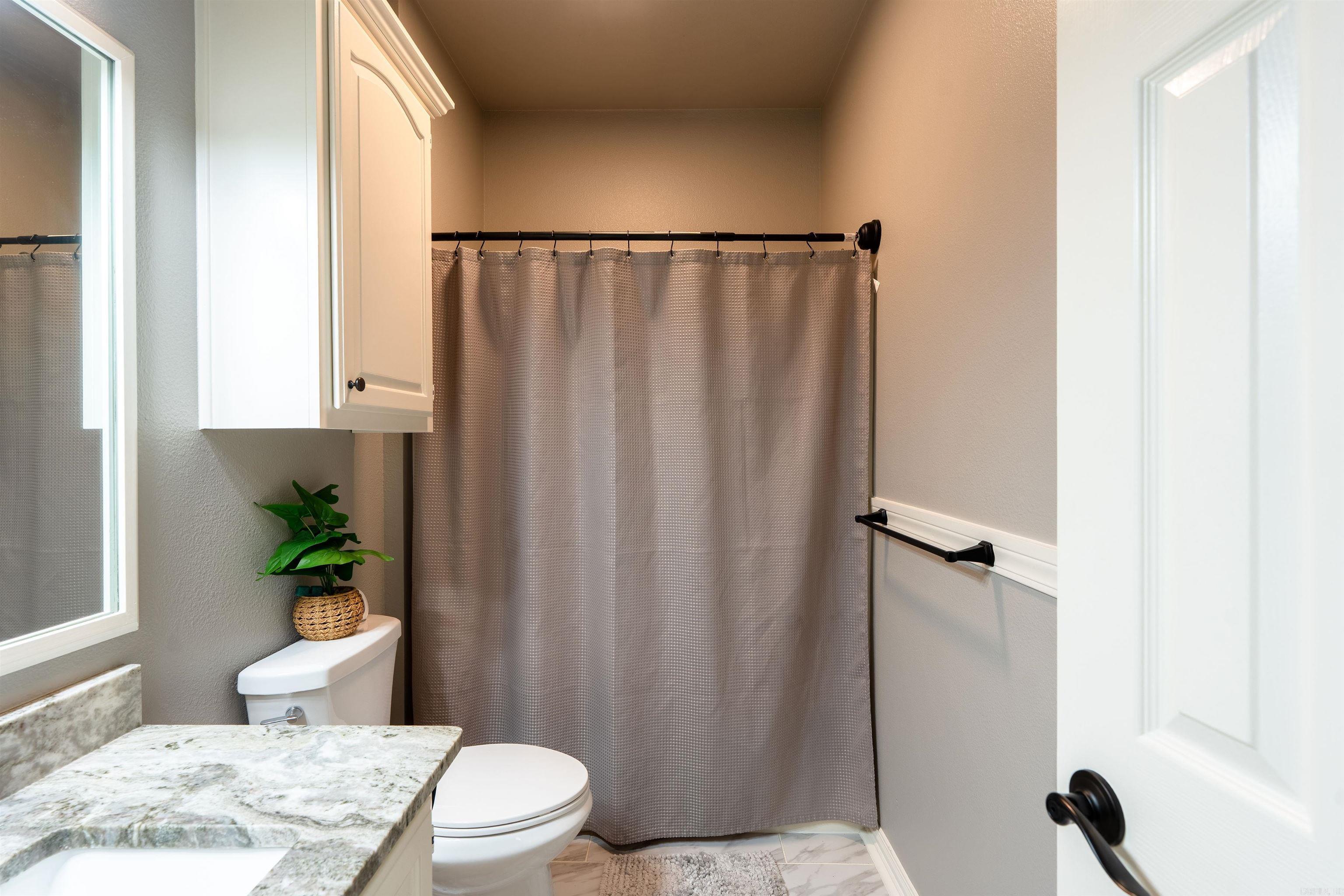 ARROWHEAD VILLAGE - Residential