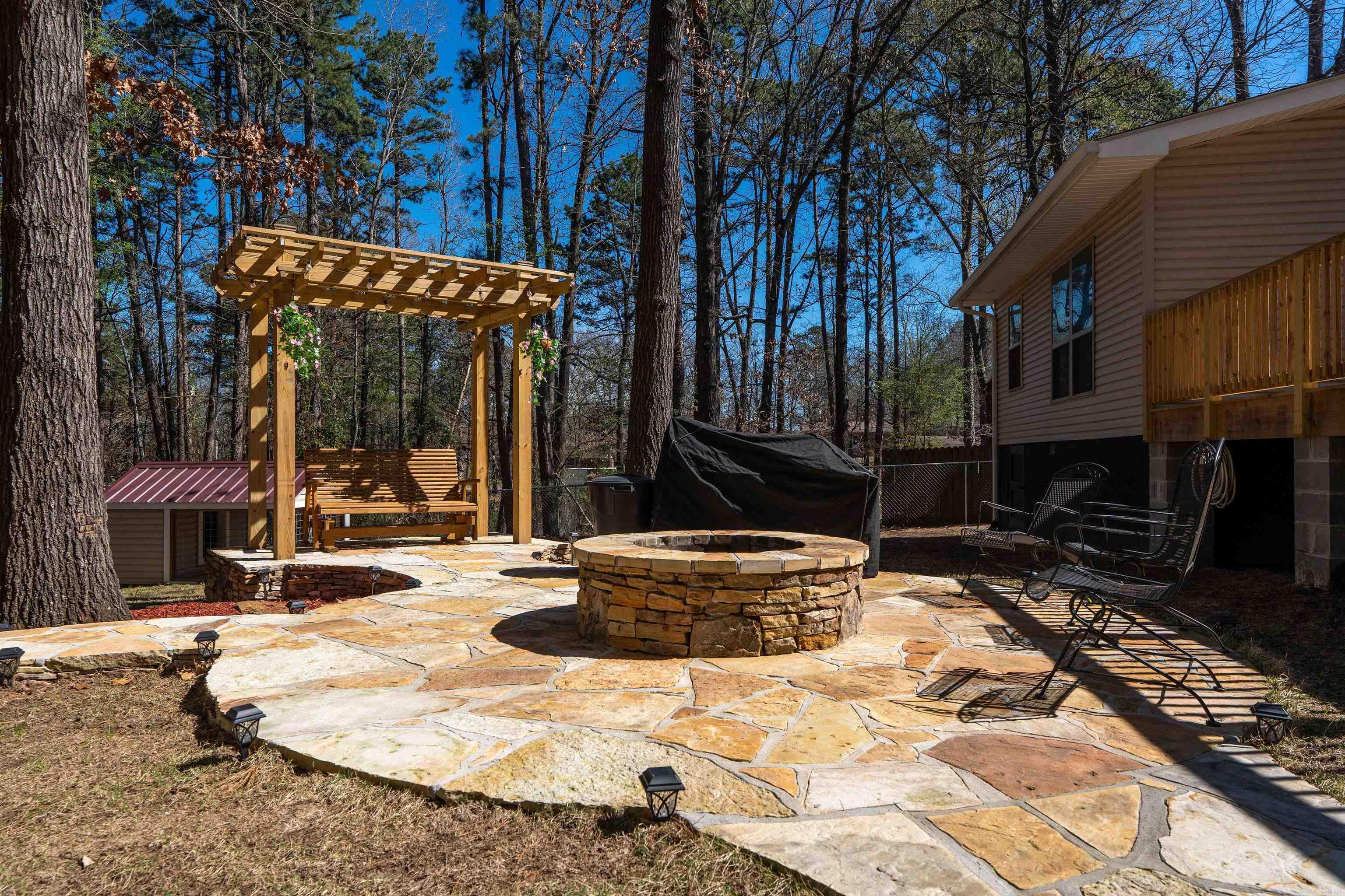 ARROWHEAD VILLAGE - Residential