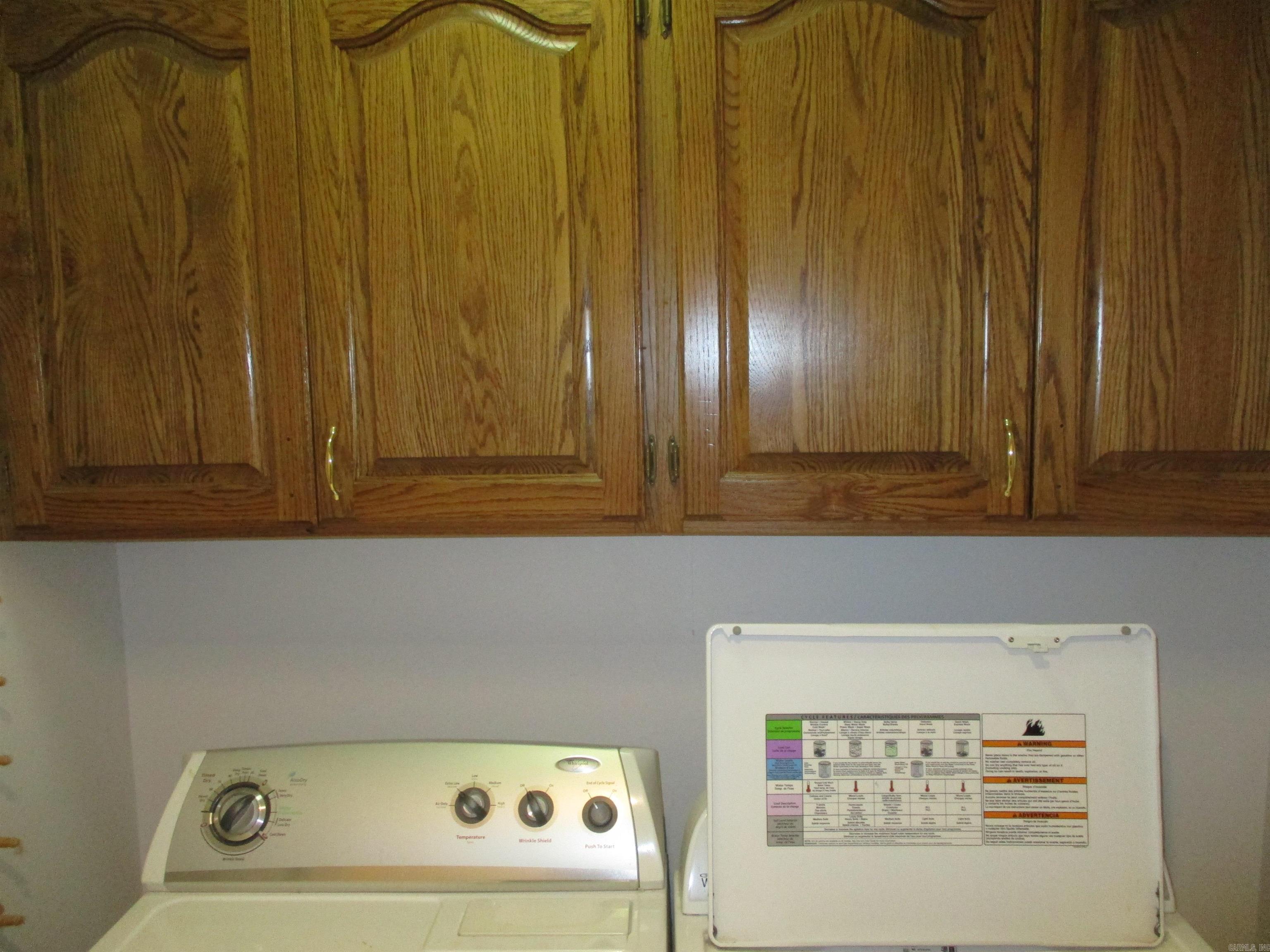 HIDDEN ISLE - Residential