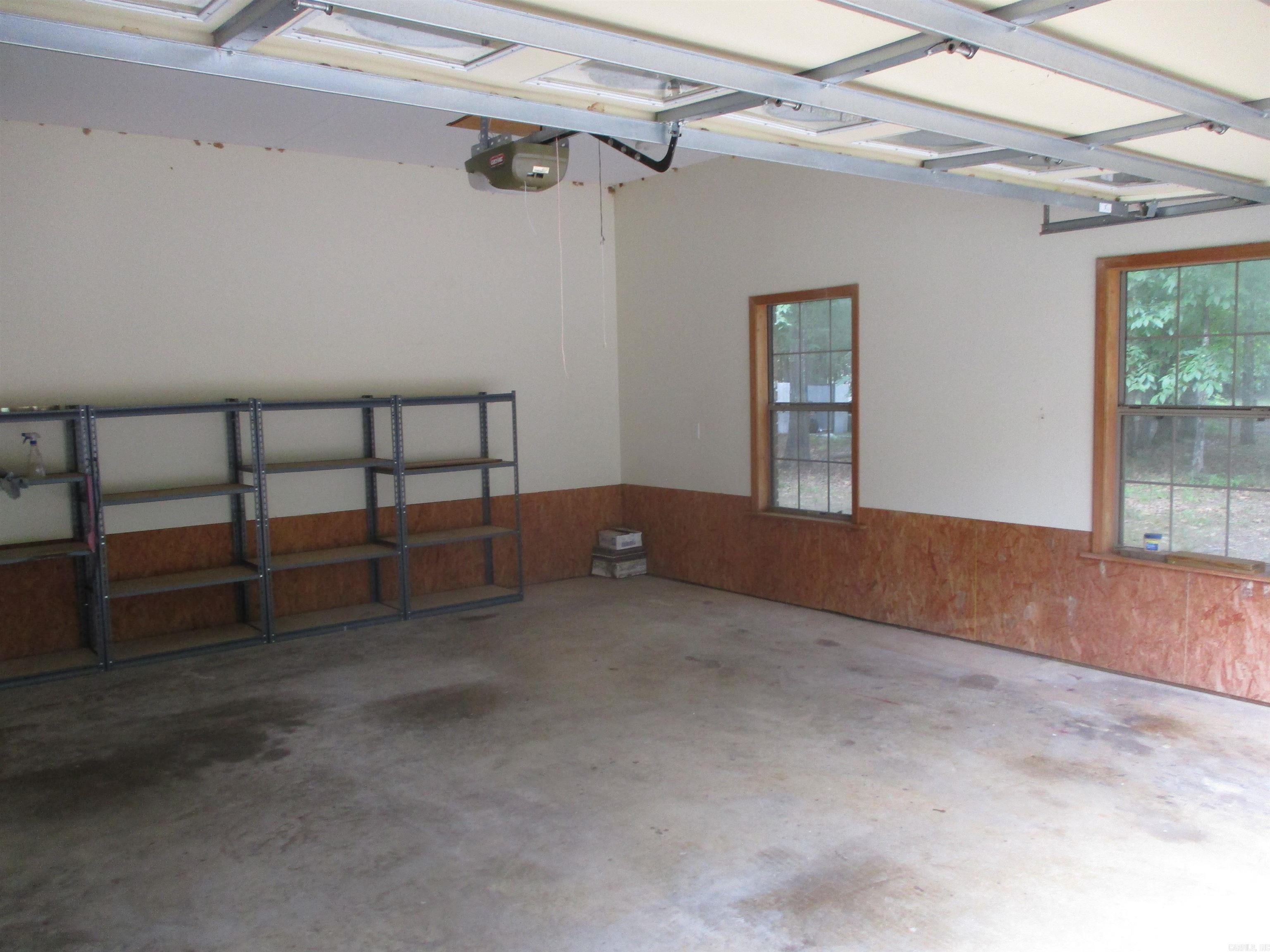 HIDDEN ISLE - Residential