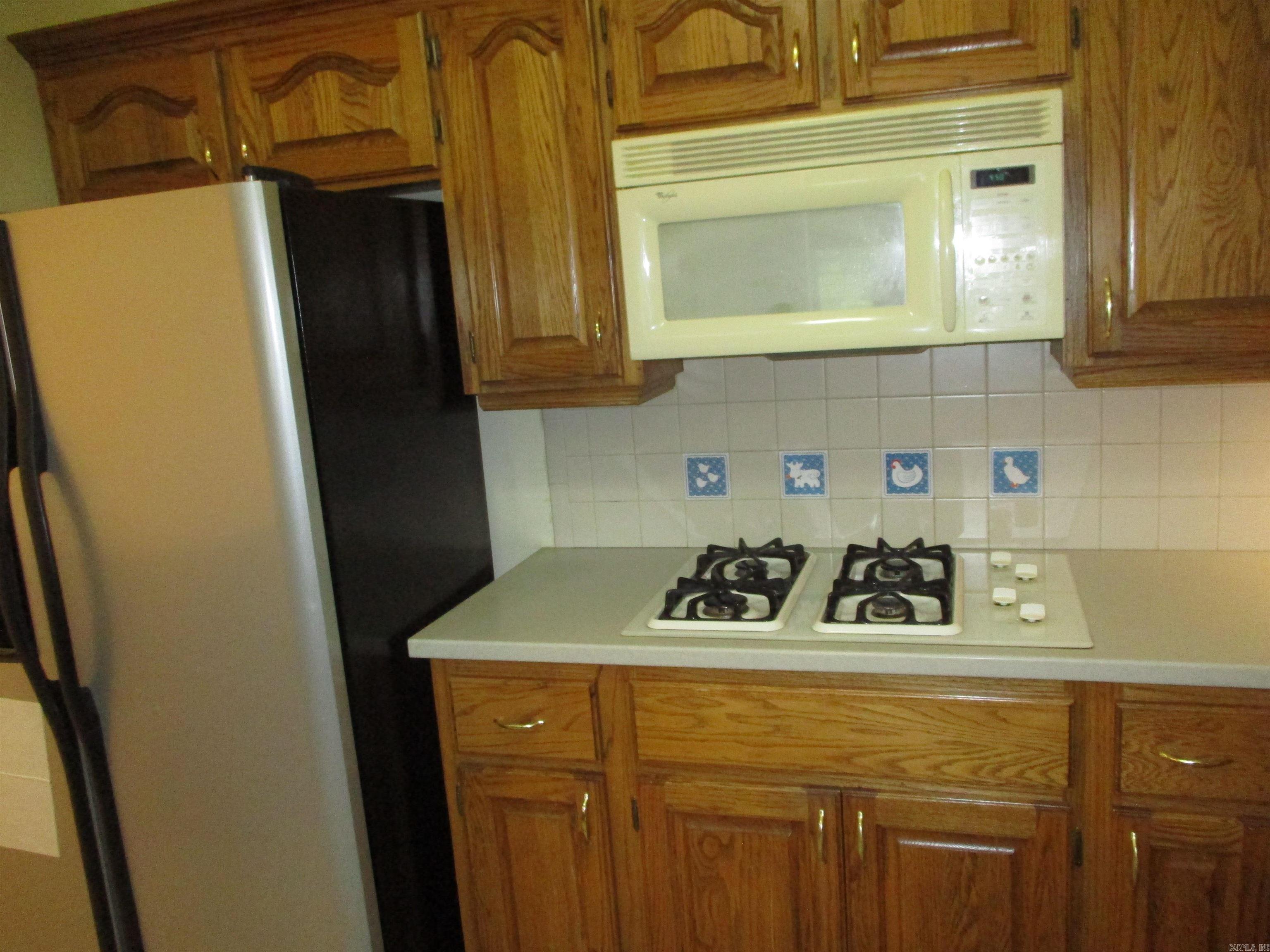 HIDDEN ISLE - Residential