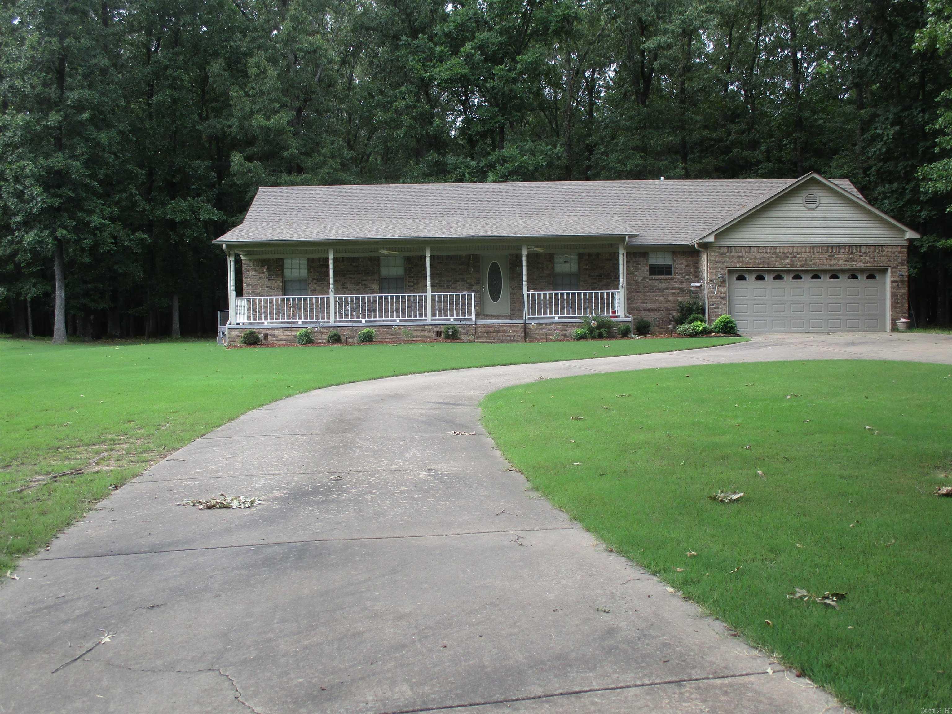 HIDDEN ISLE - Residential