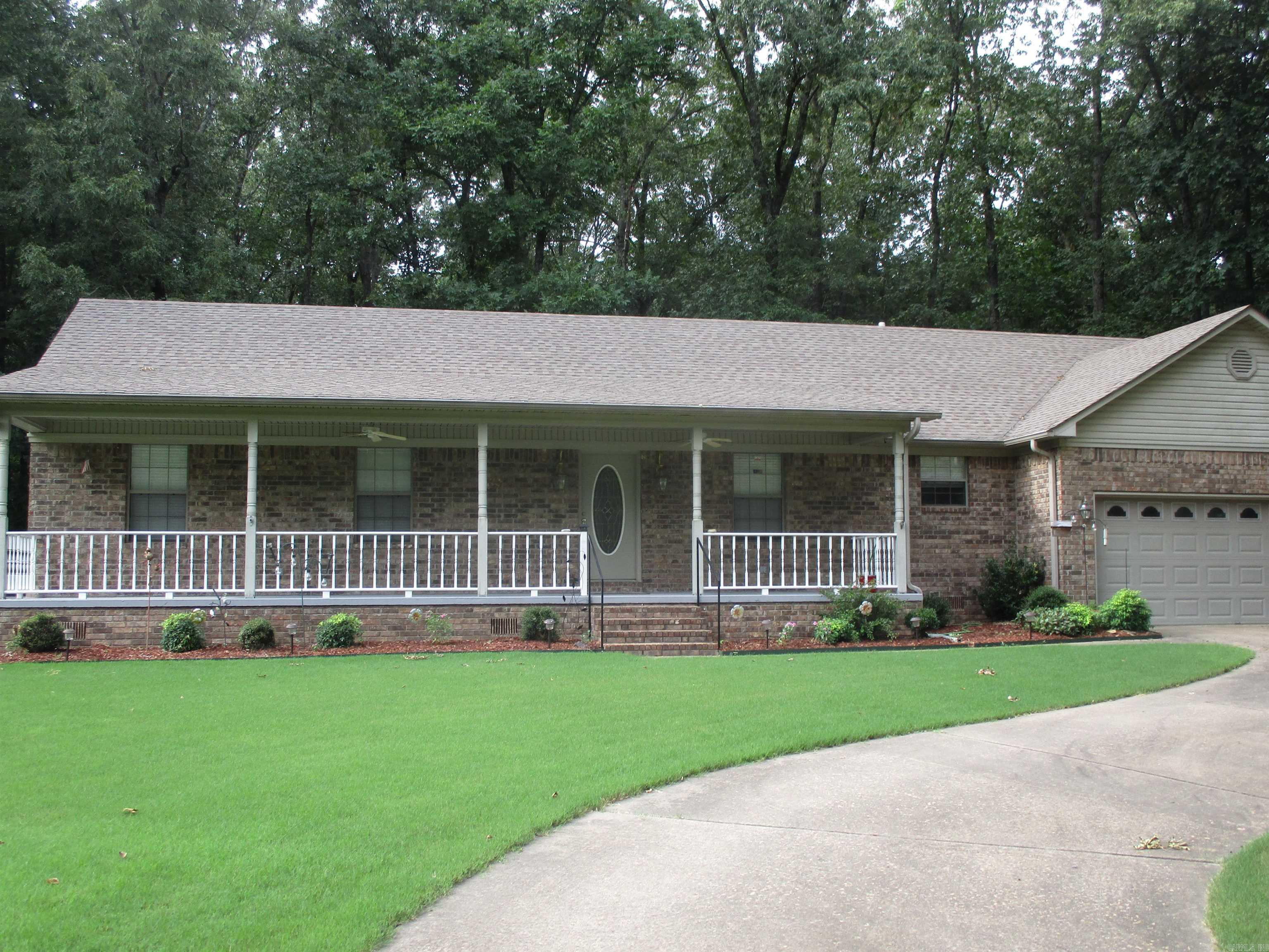 HIDDEN ISLE - Residential