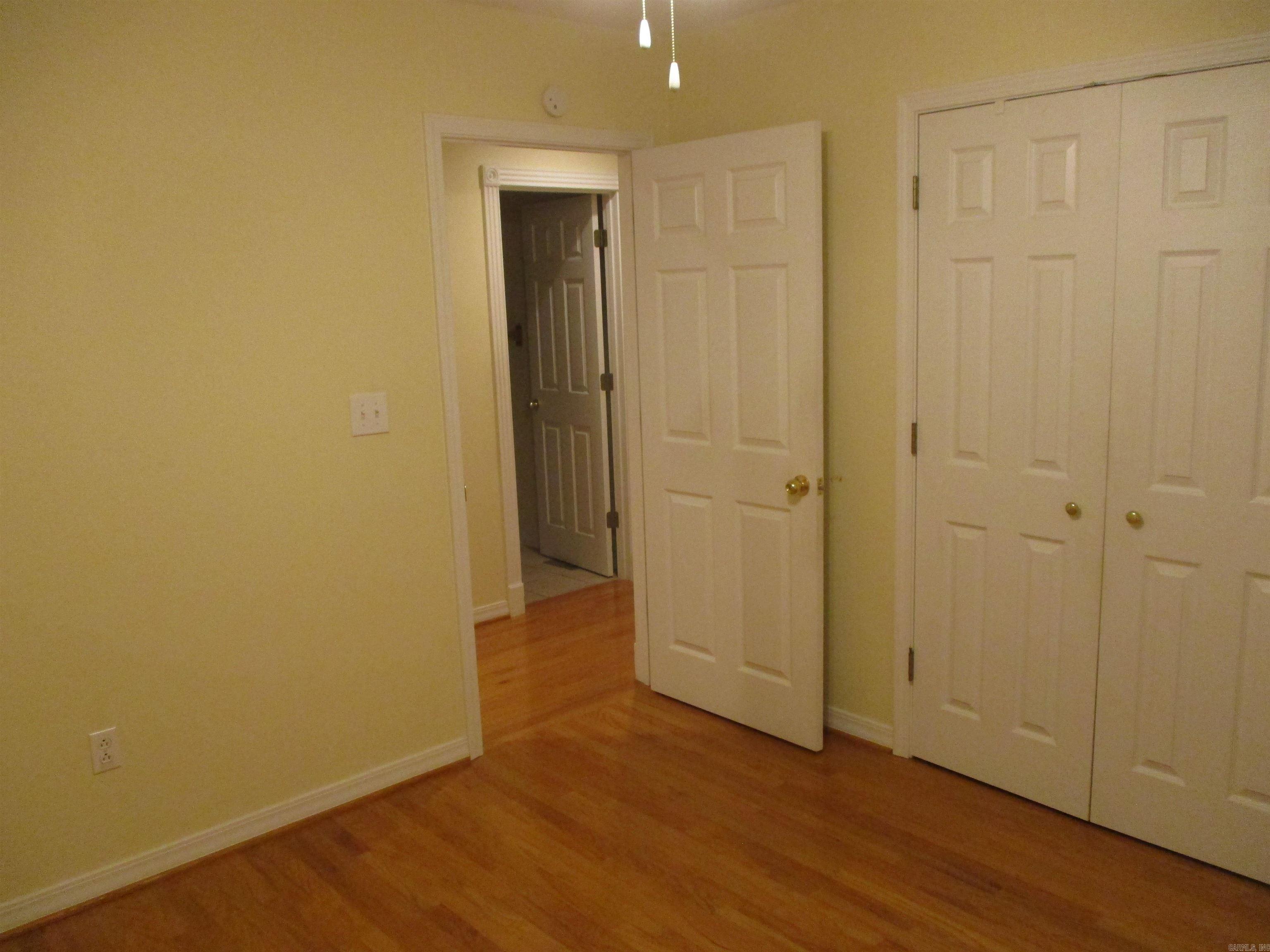 HIDDEN ISLE - Residential