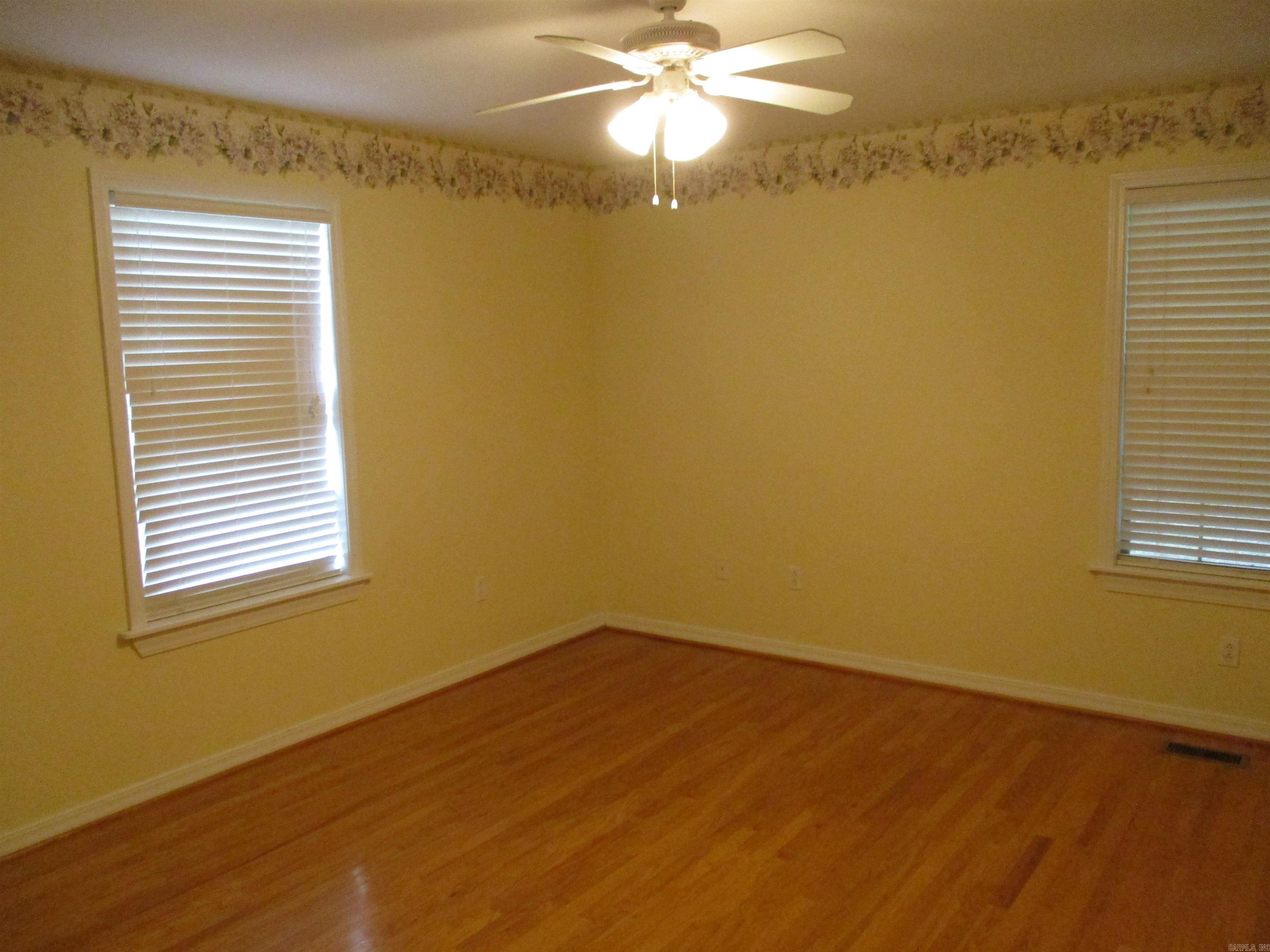 HIDDEN ISLE - Residential