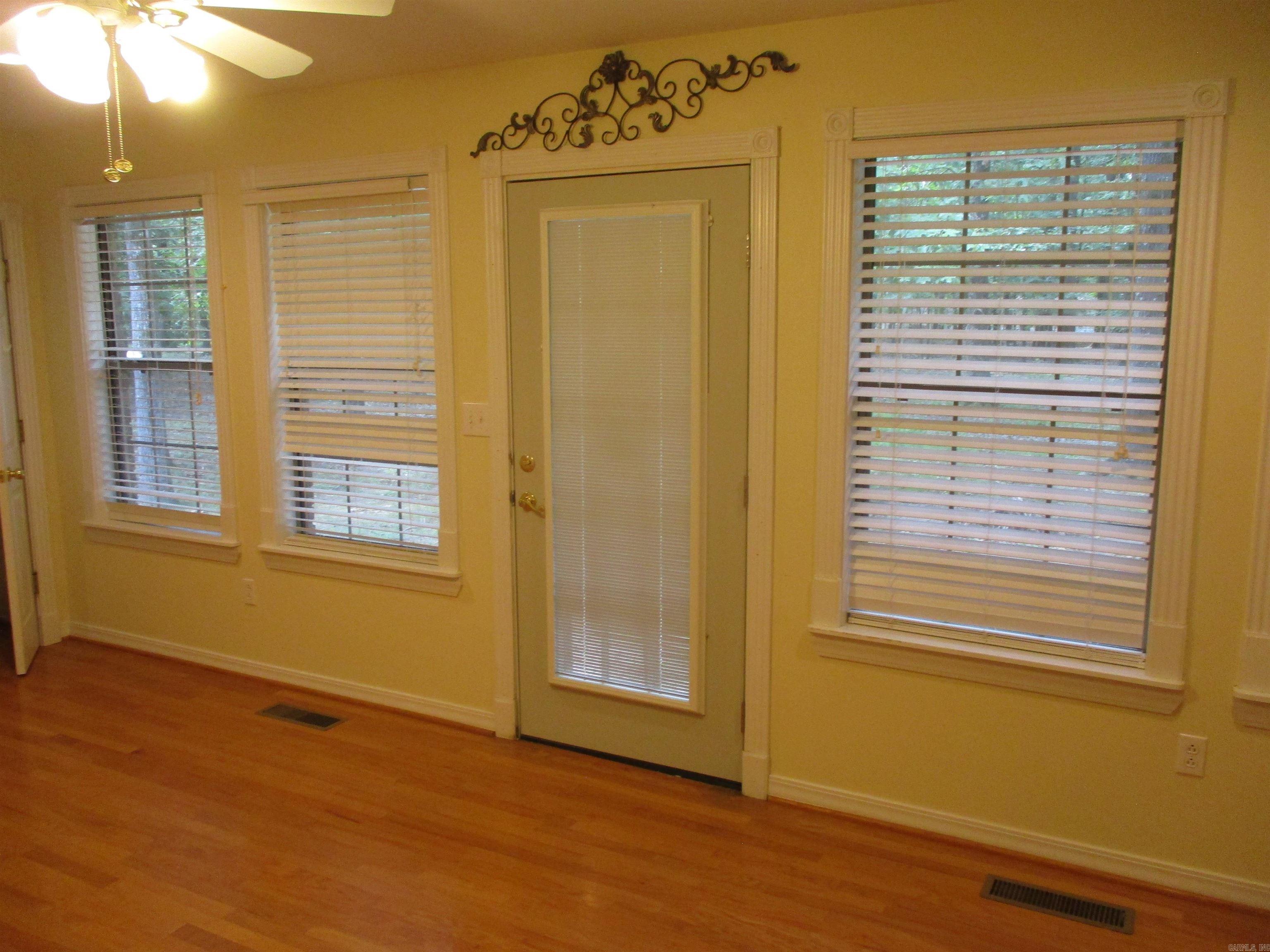 HIDDEN ISLE - Residential