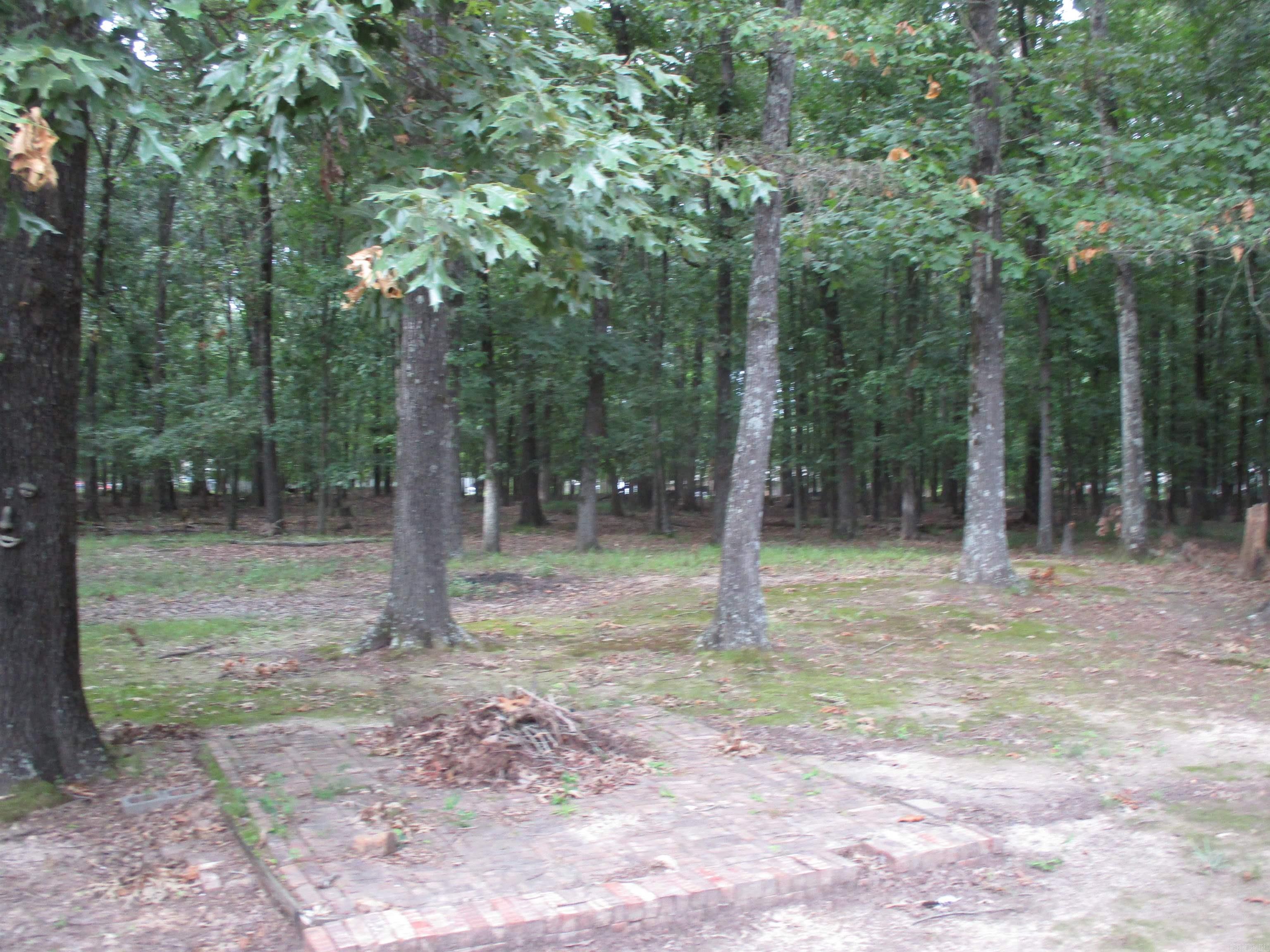 HIDDEN ISLE - Residential