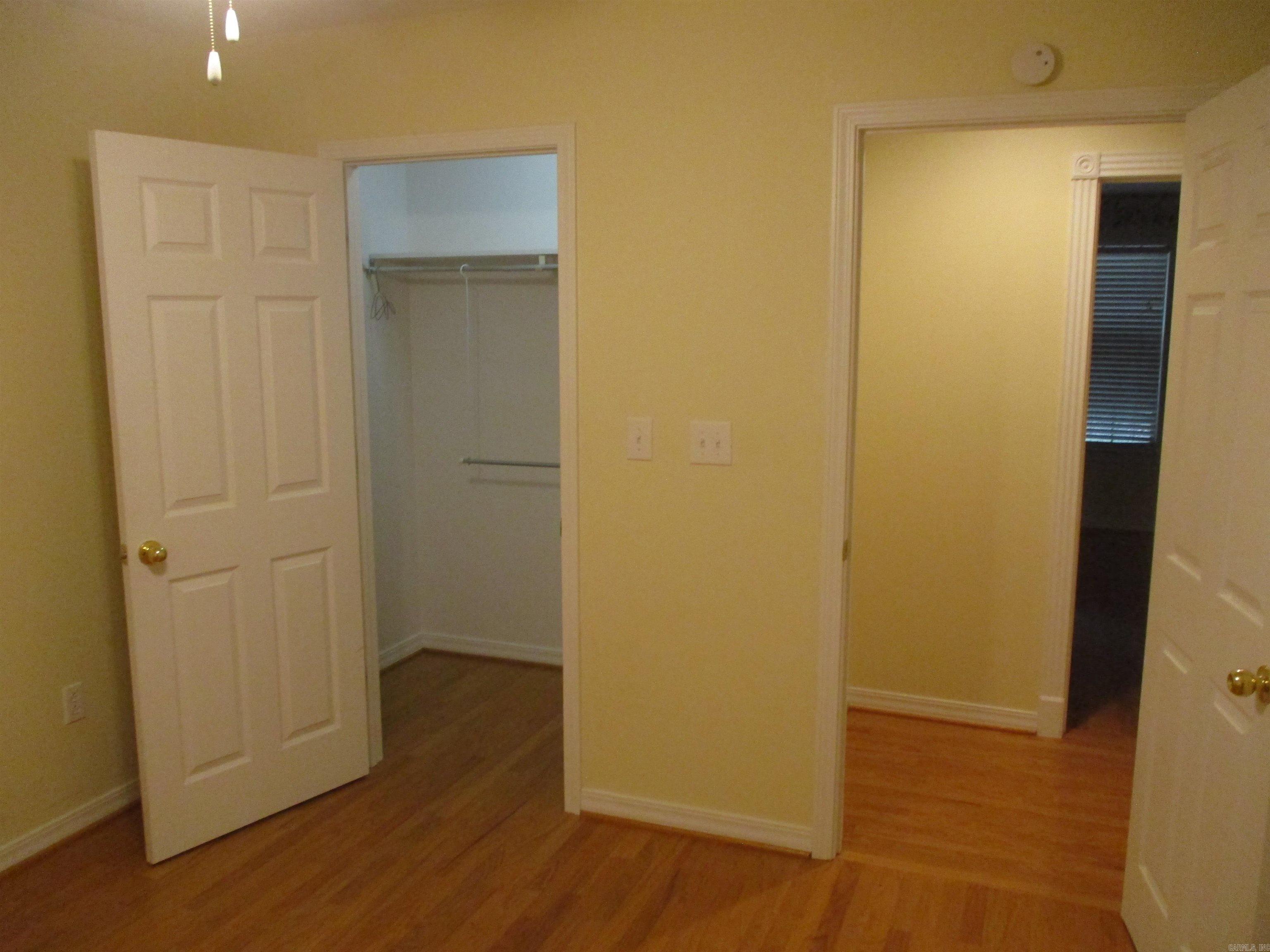 HIDDEN ISLE - Residential