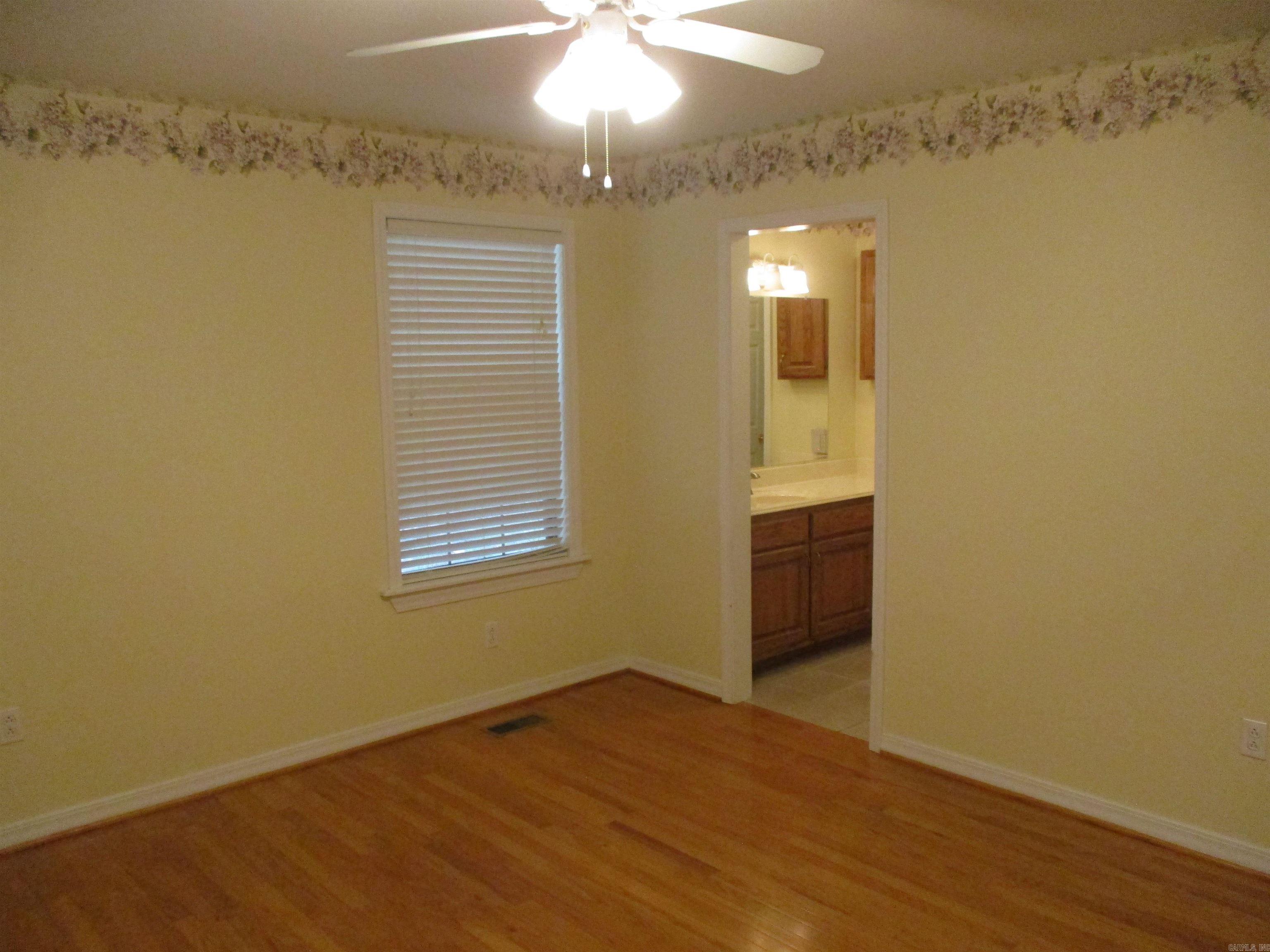 HIDDEN ISLE - Residential