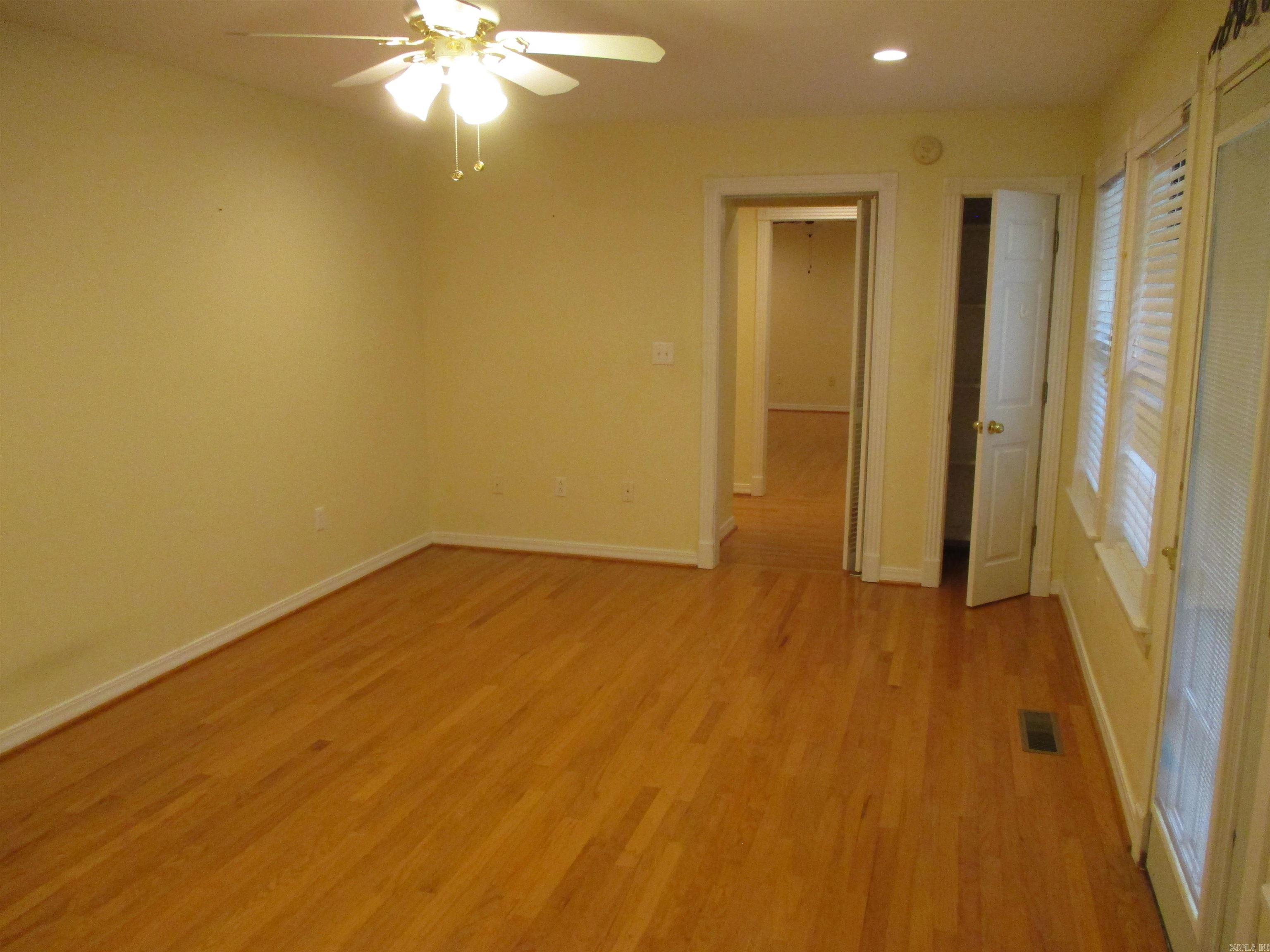 HIDDEN ISLE - Residential