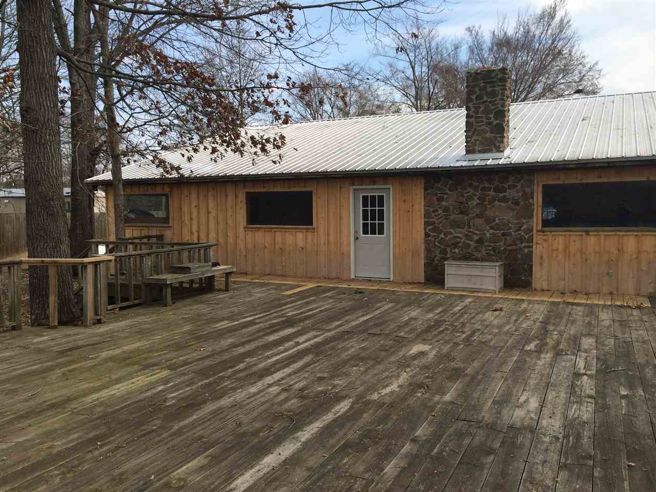 Horseshoe Lake - Residential